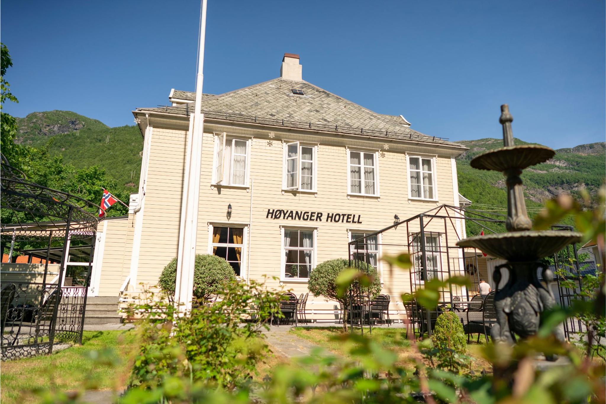 Eides Hotell, Høyanger
