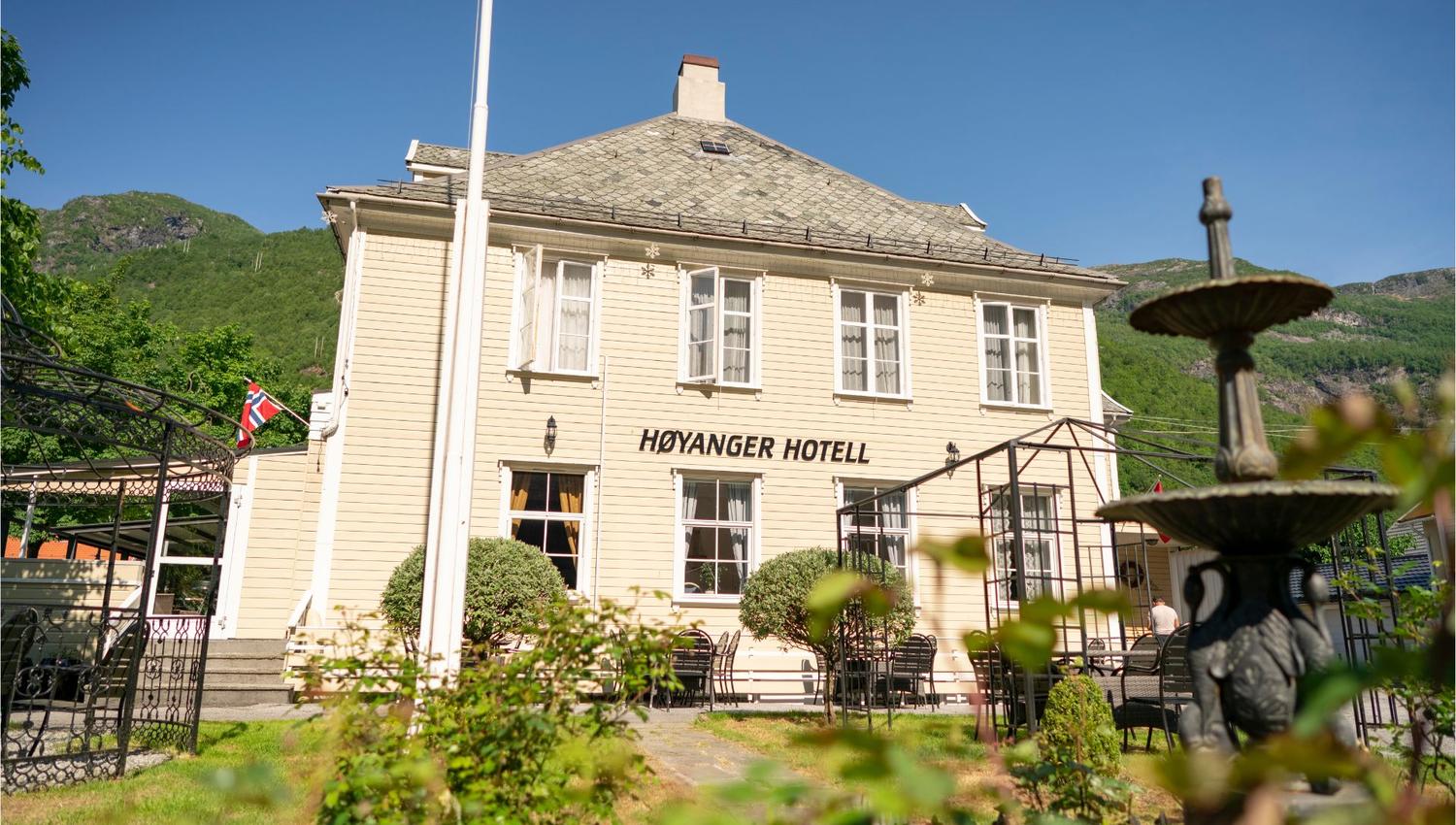 Eides Hotell, Høyanger