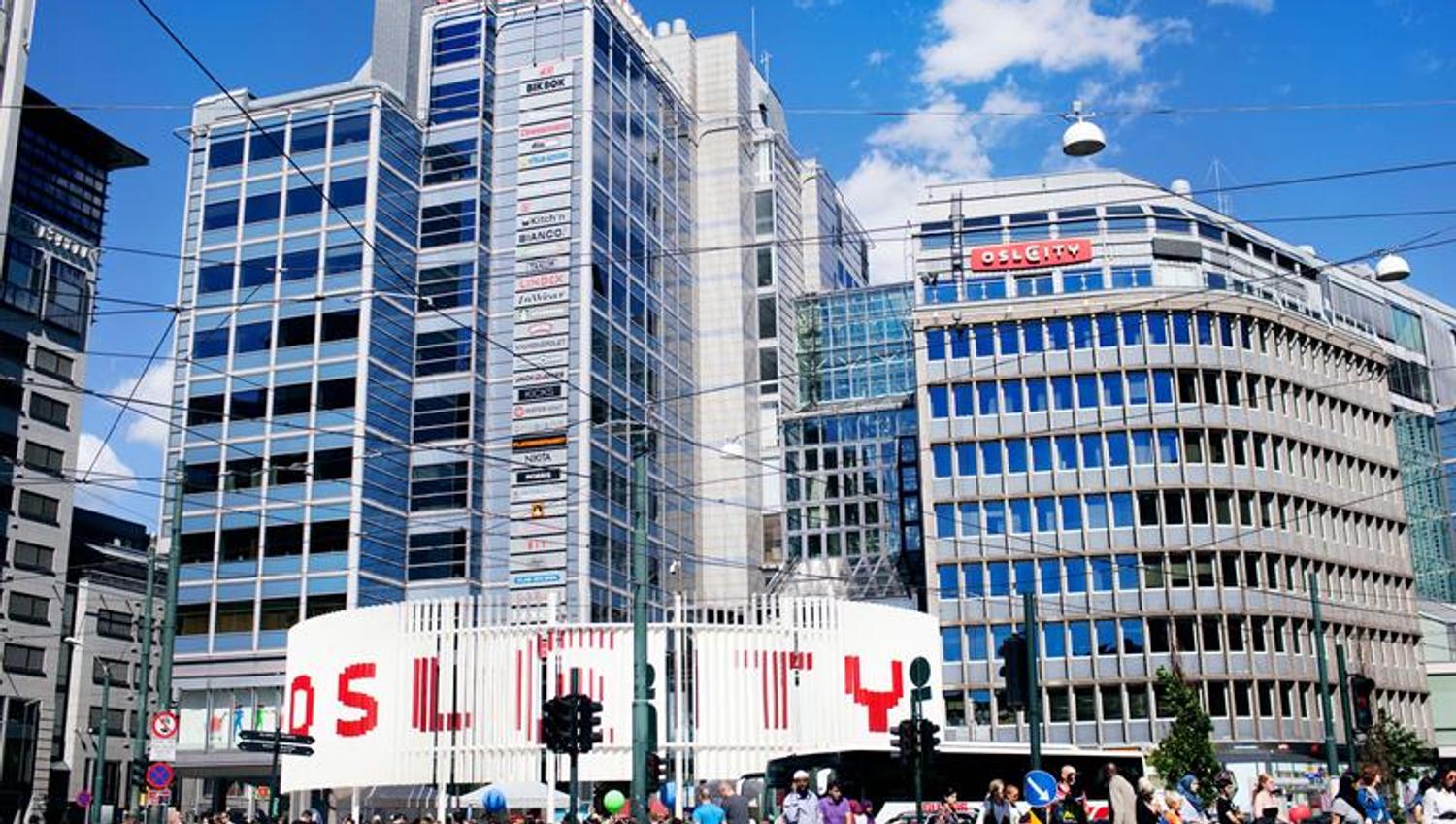 Oslo City eksteriør: Travel handlegate.