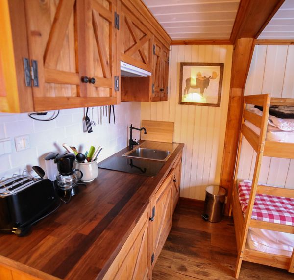 skarvruet-hostel-kitchen-800px