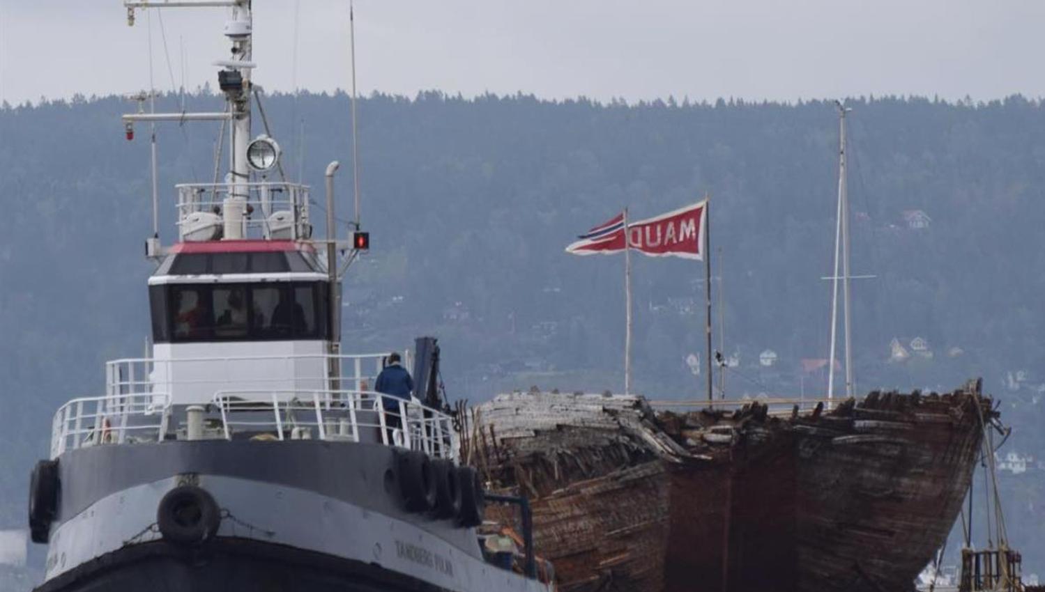 The Polar Ship Maud is being transported to Vollen. Roald Amundsen had the ship built in Vollen.