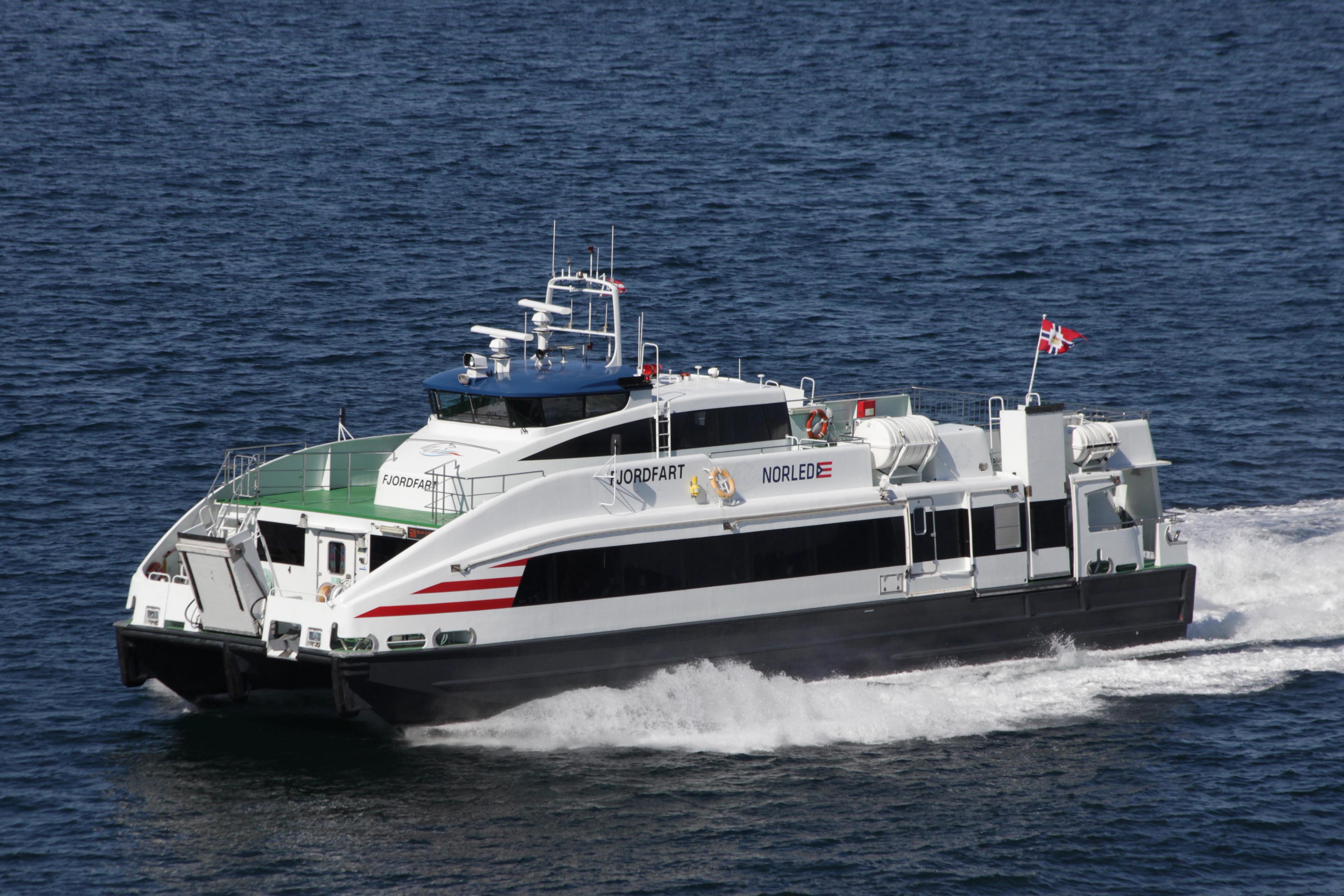 Sightseeing by boat in Ryfylke