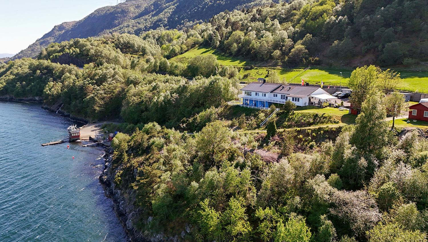 Langenuen Motel & Camping har sjølinje