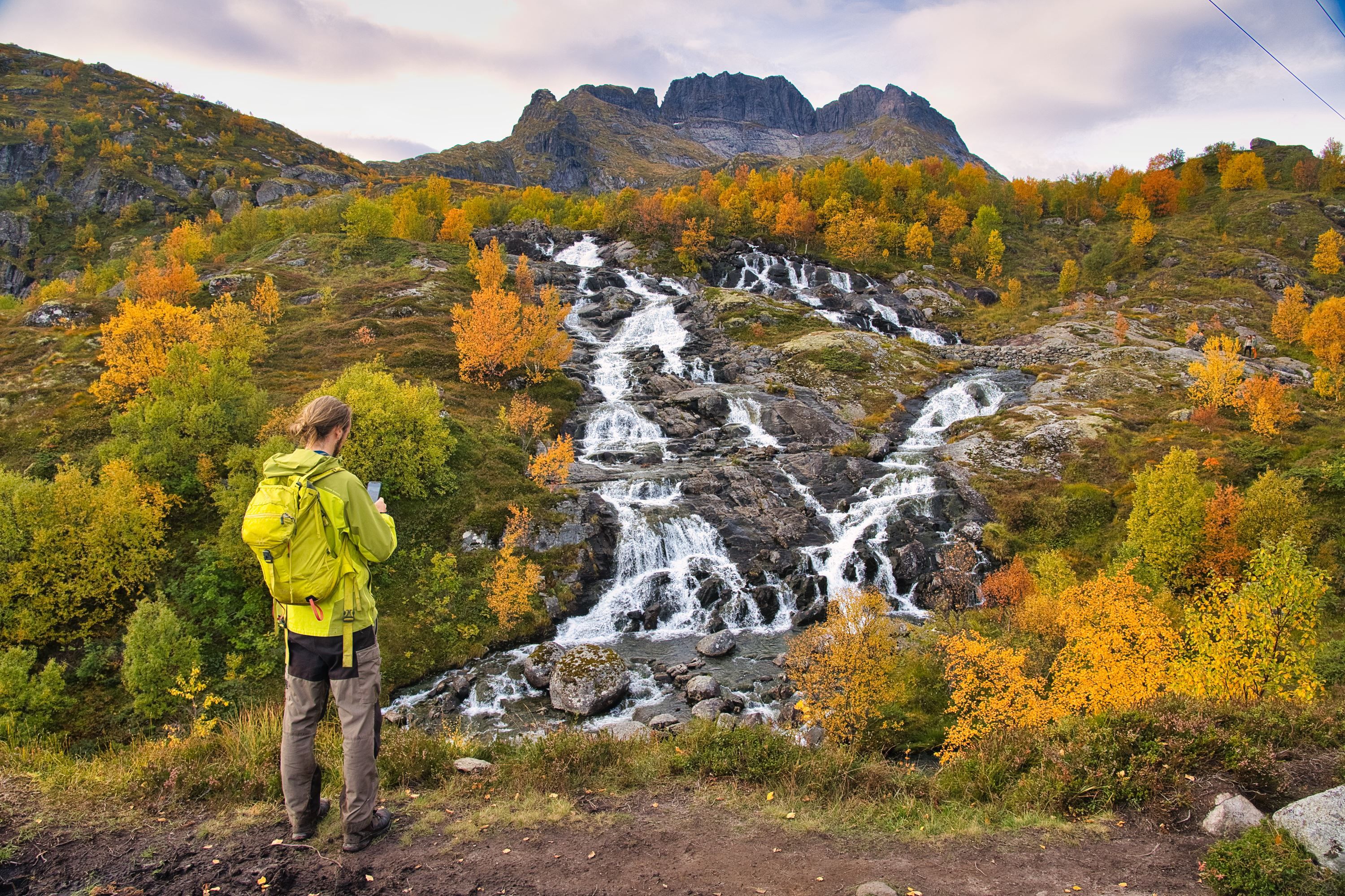 Sørvågen waterfalls 