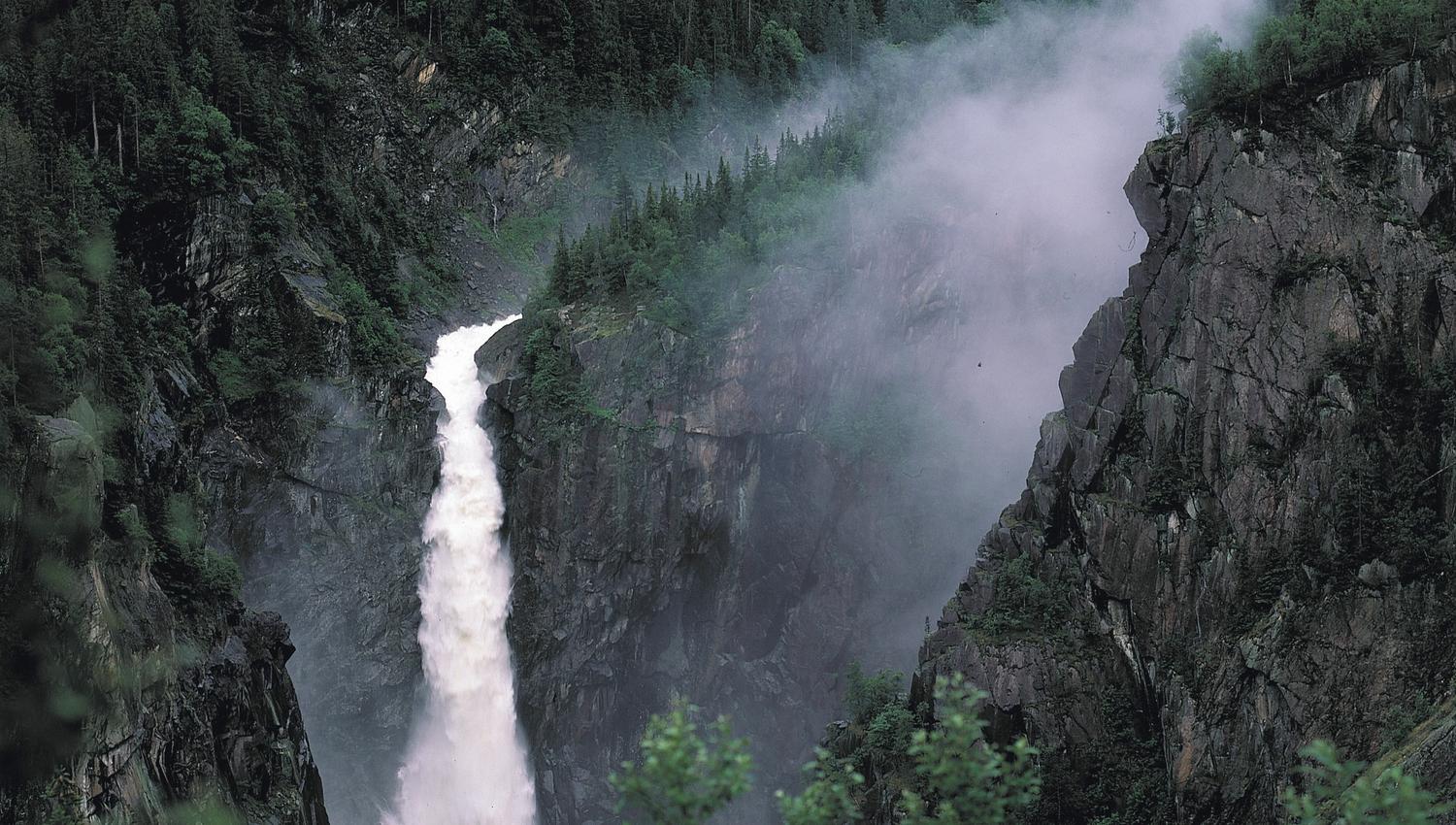 rjukanfossen5ÅT