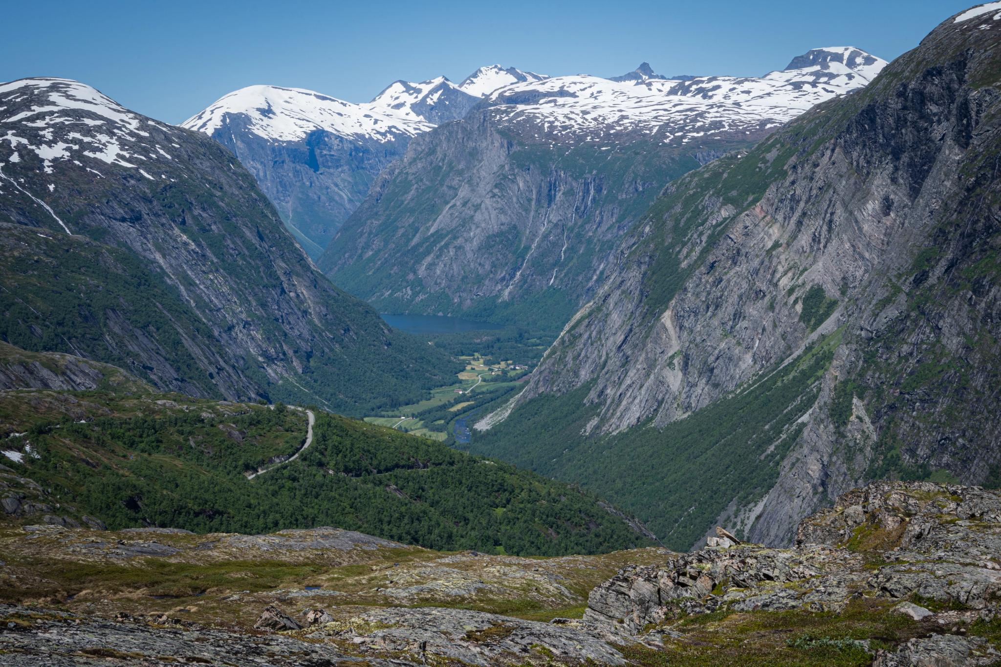 2-dagers el-sykkeltur over Aursjøvegen