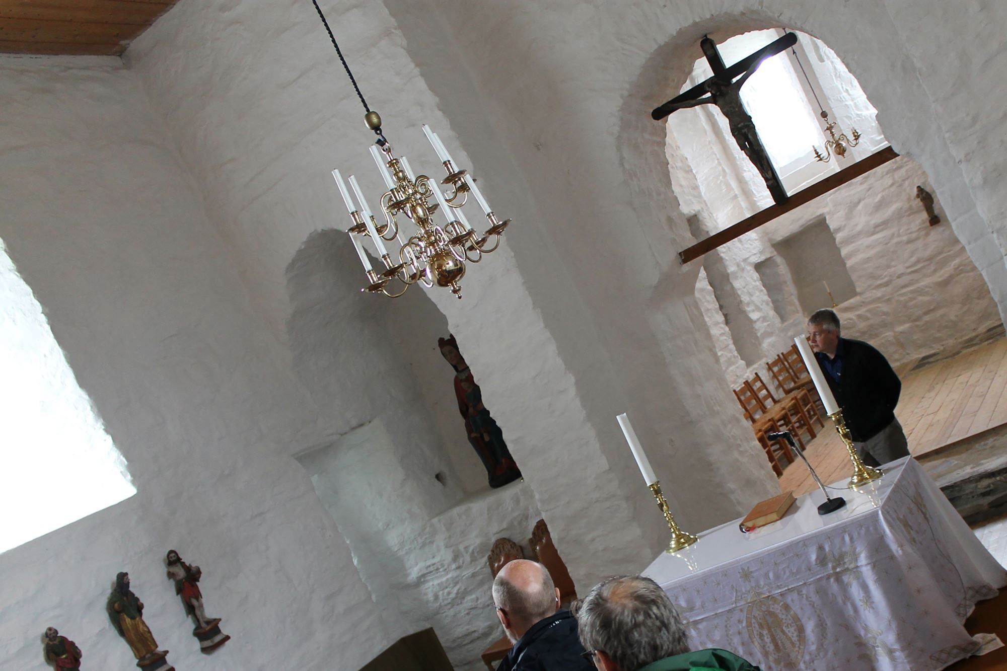 Dønnes Kirke