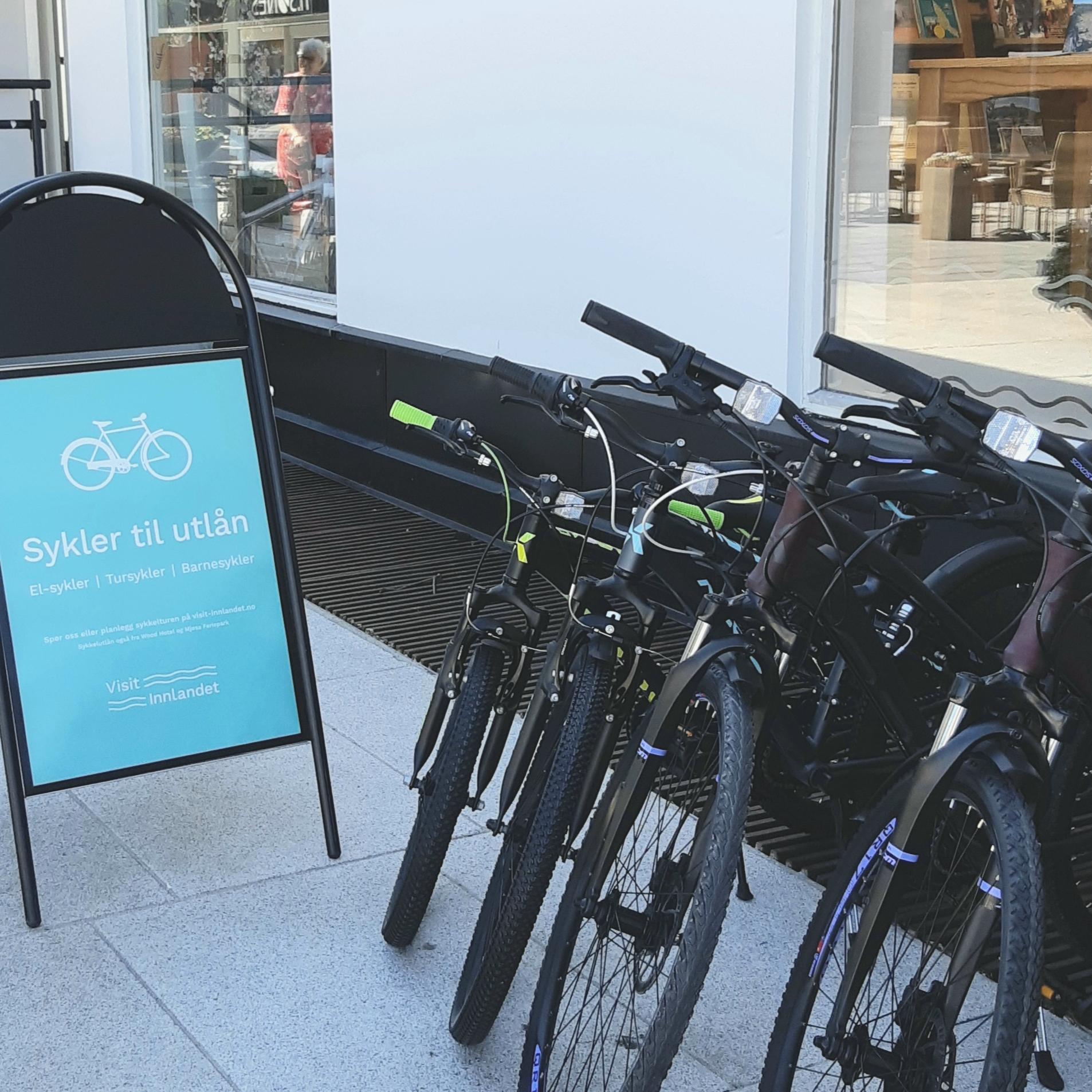 Sykkelutleie på turistkontoret i Brumunddal