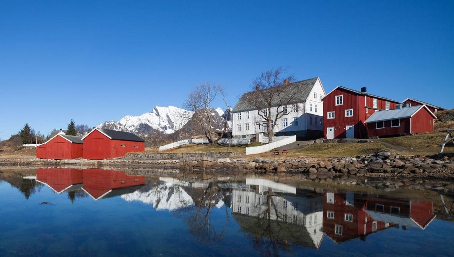 The Lofoten Museum as seen from the sea-side.