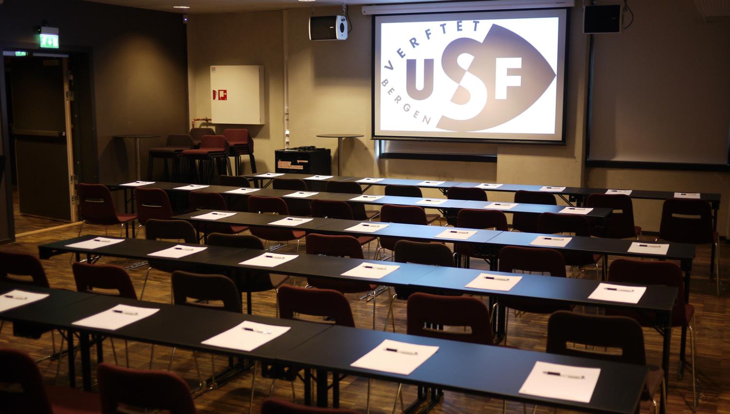 USF-13-meeting-room