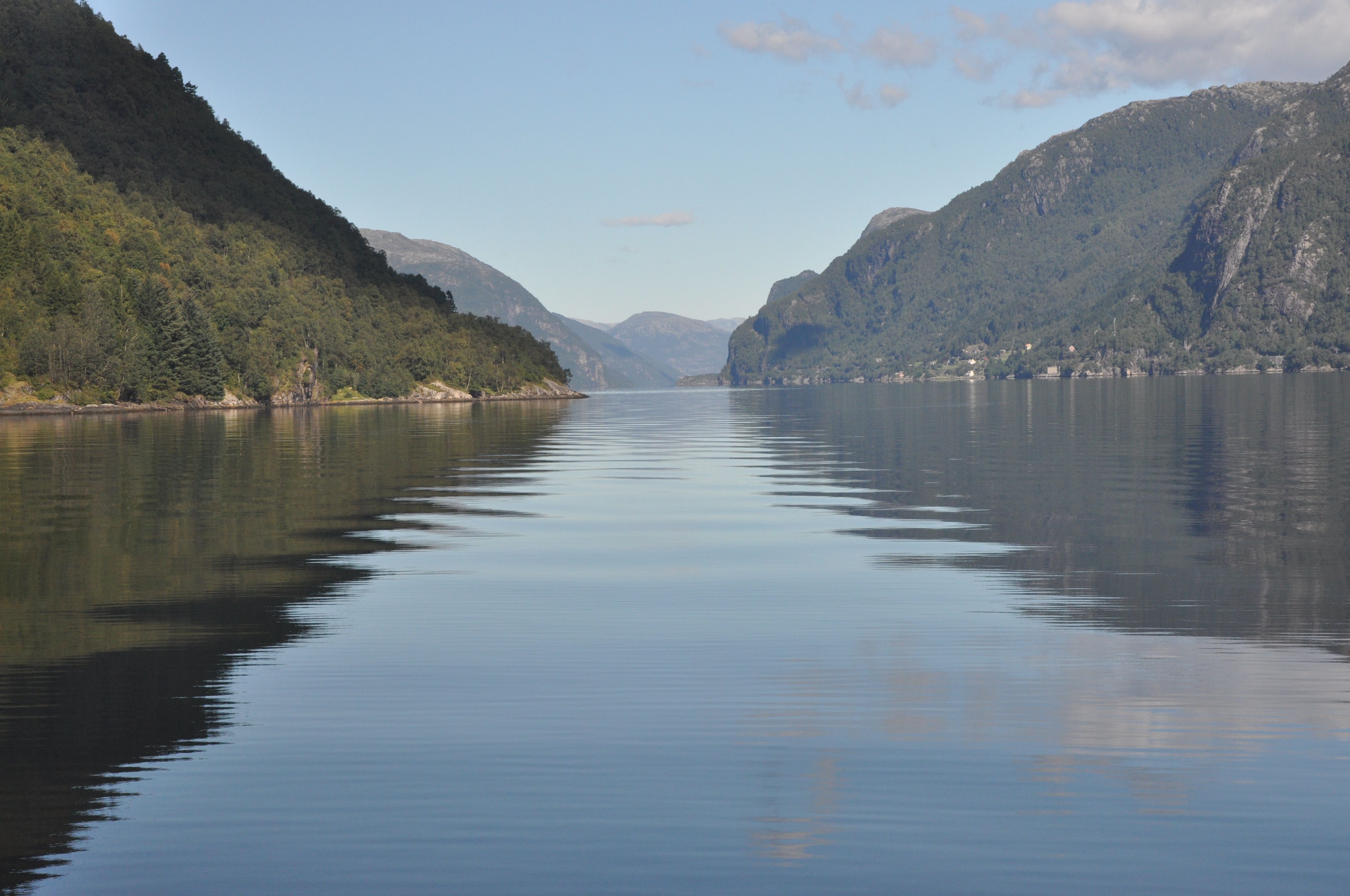Private cruise from Bergen around the beautiful Osterfjord