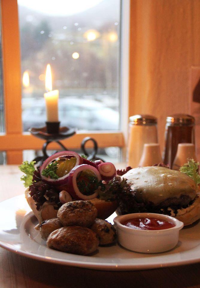 Byrkjedalstunet middag