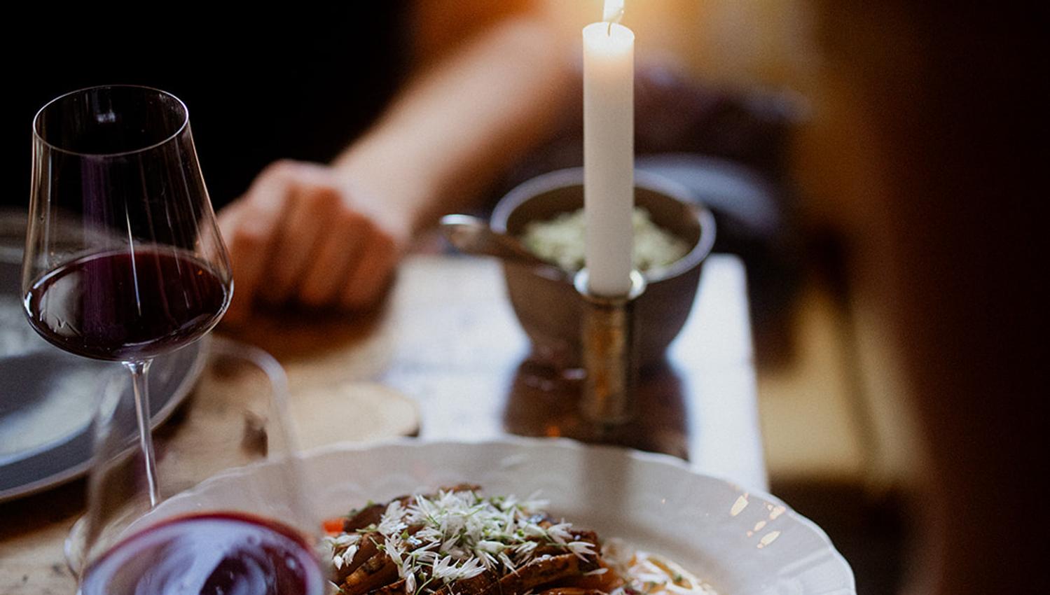 Dinner featuring rich broth and carefully selected ingredients – served with care in a warm setting.