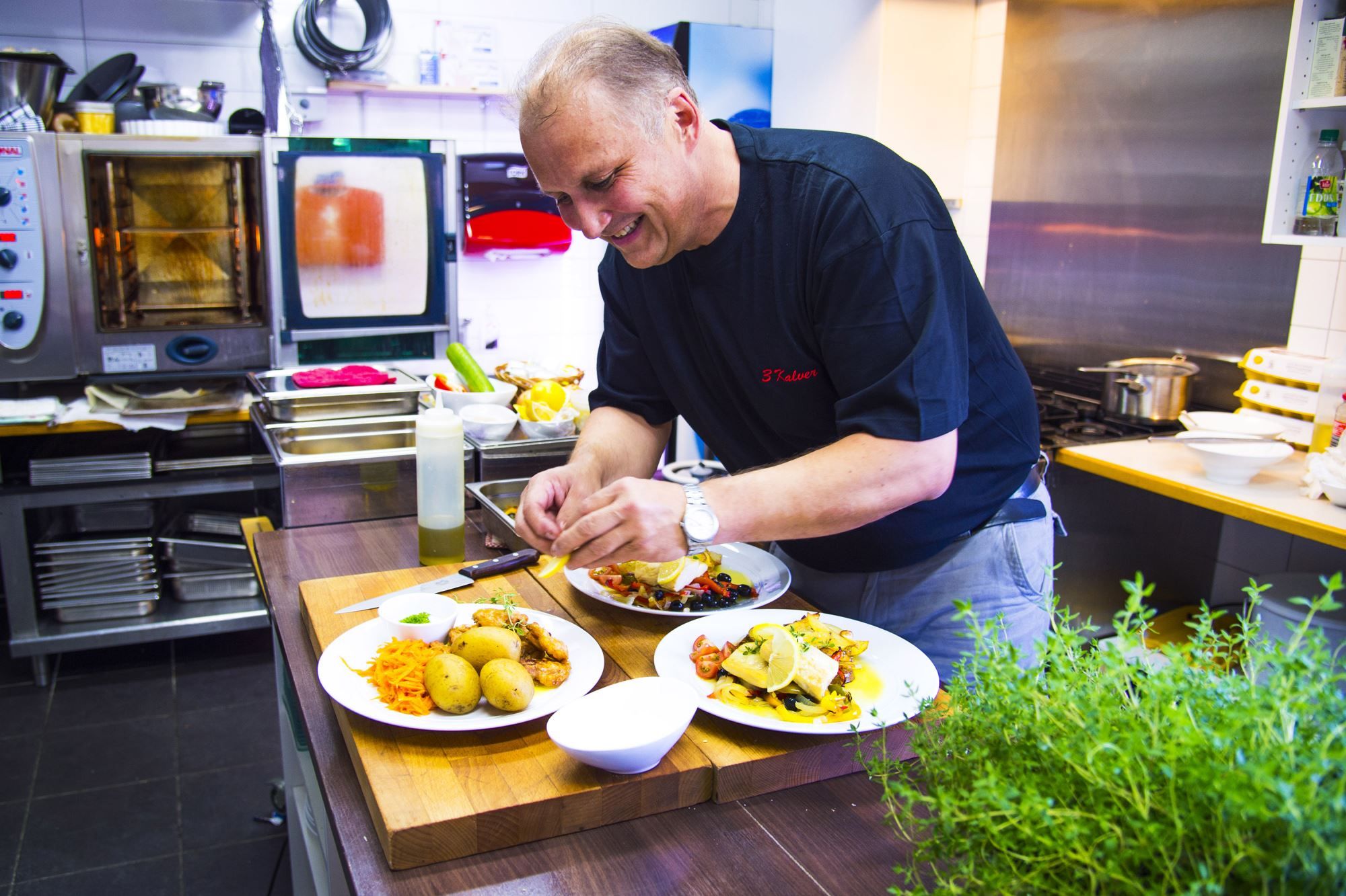 3 Kalver - restaurant/gårdskafé på Dønna