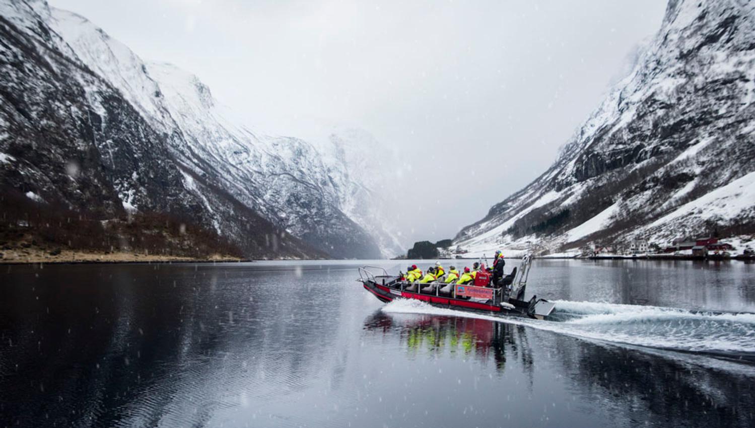 Vinter Fjordsafari & Ægir Vikingplanke