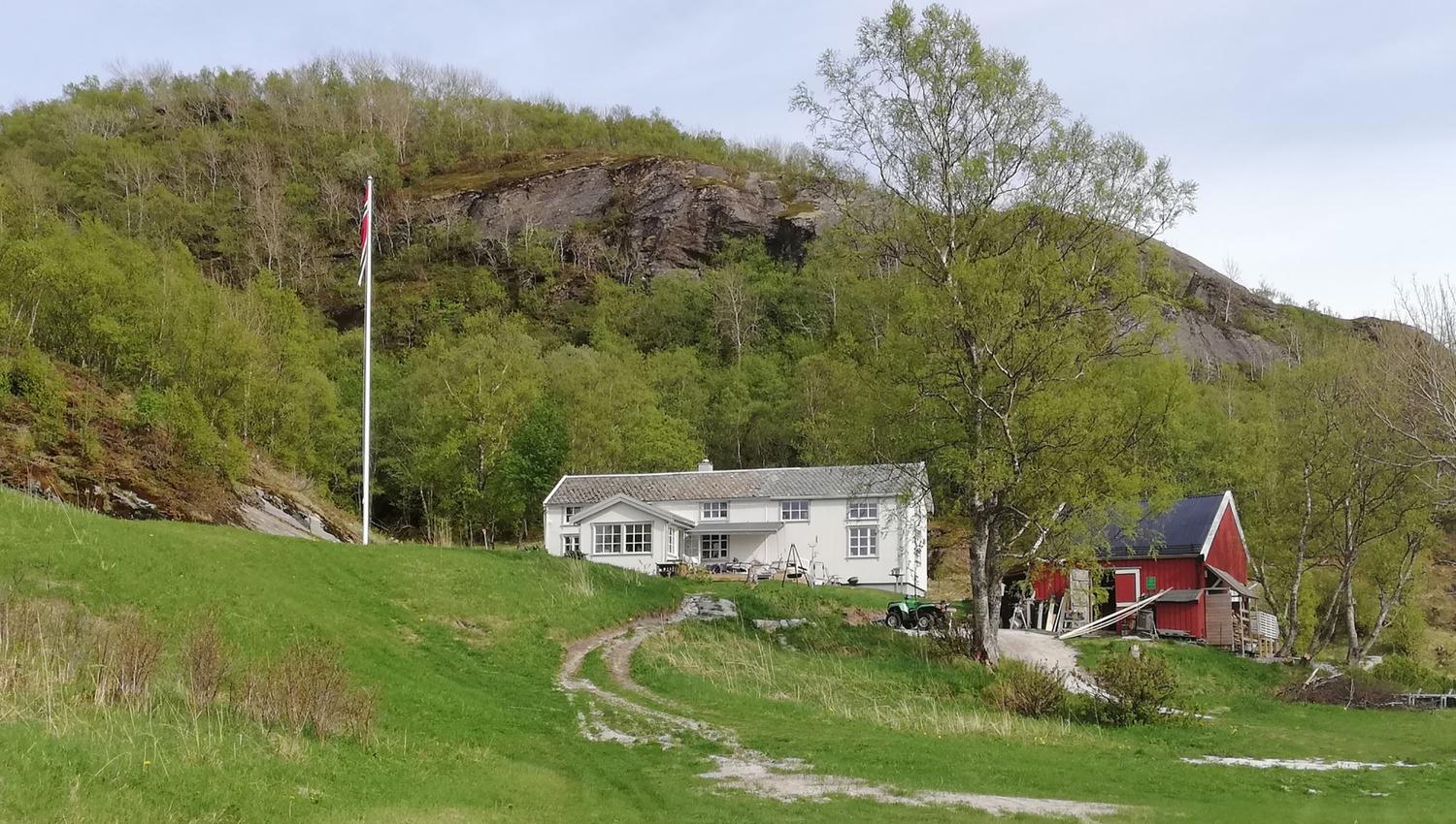 Følvika - a northern retreat