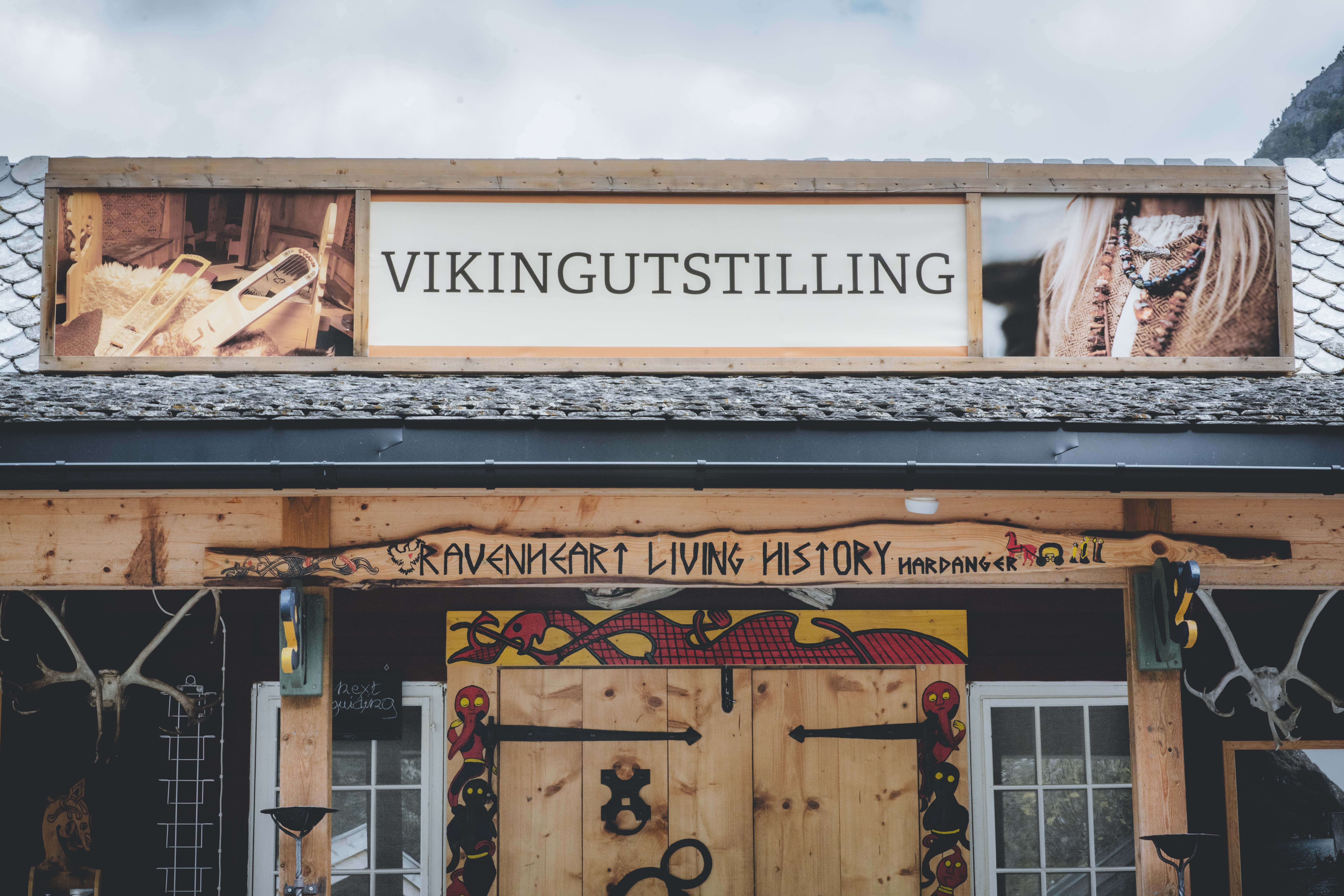 Vikingutstilling av Heidi Kvamsdal 1