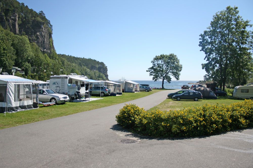 the campsite with a view of the sea at Rognstranda Camping 
