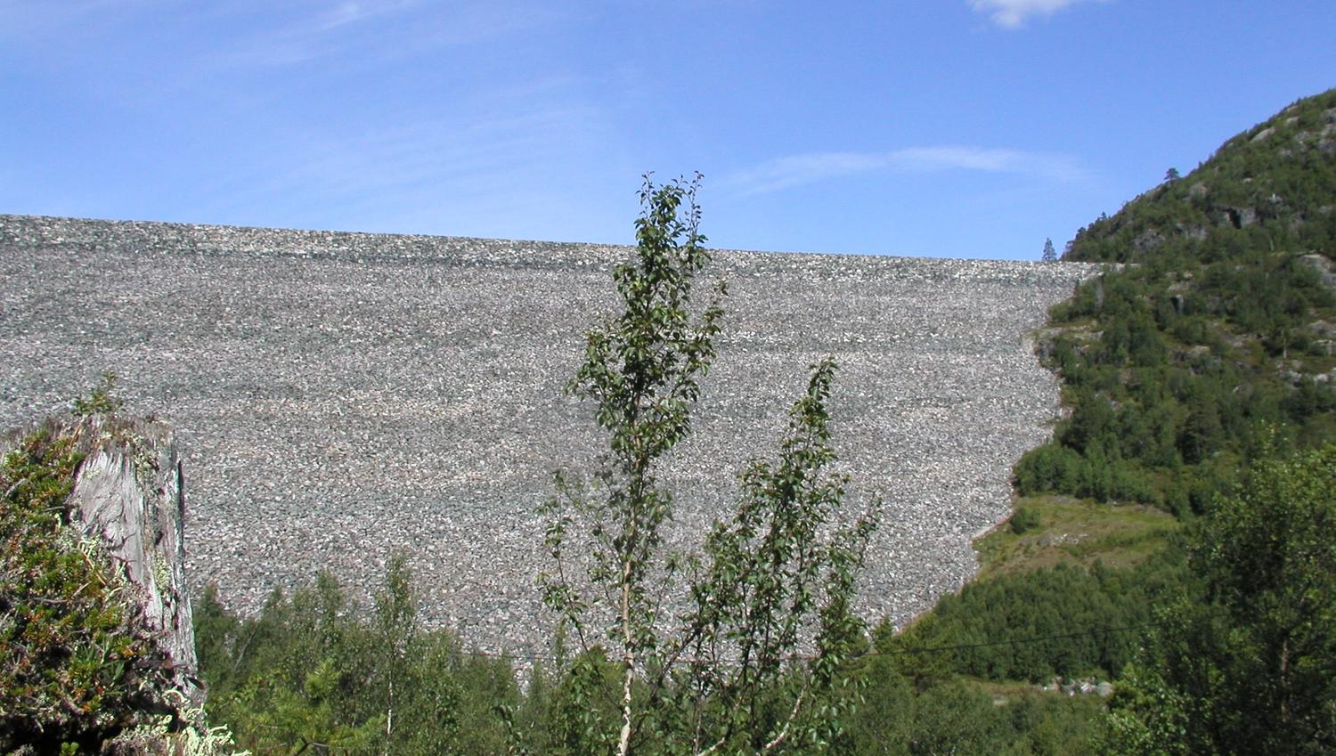 vatnedalsdammen i Bykle