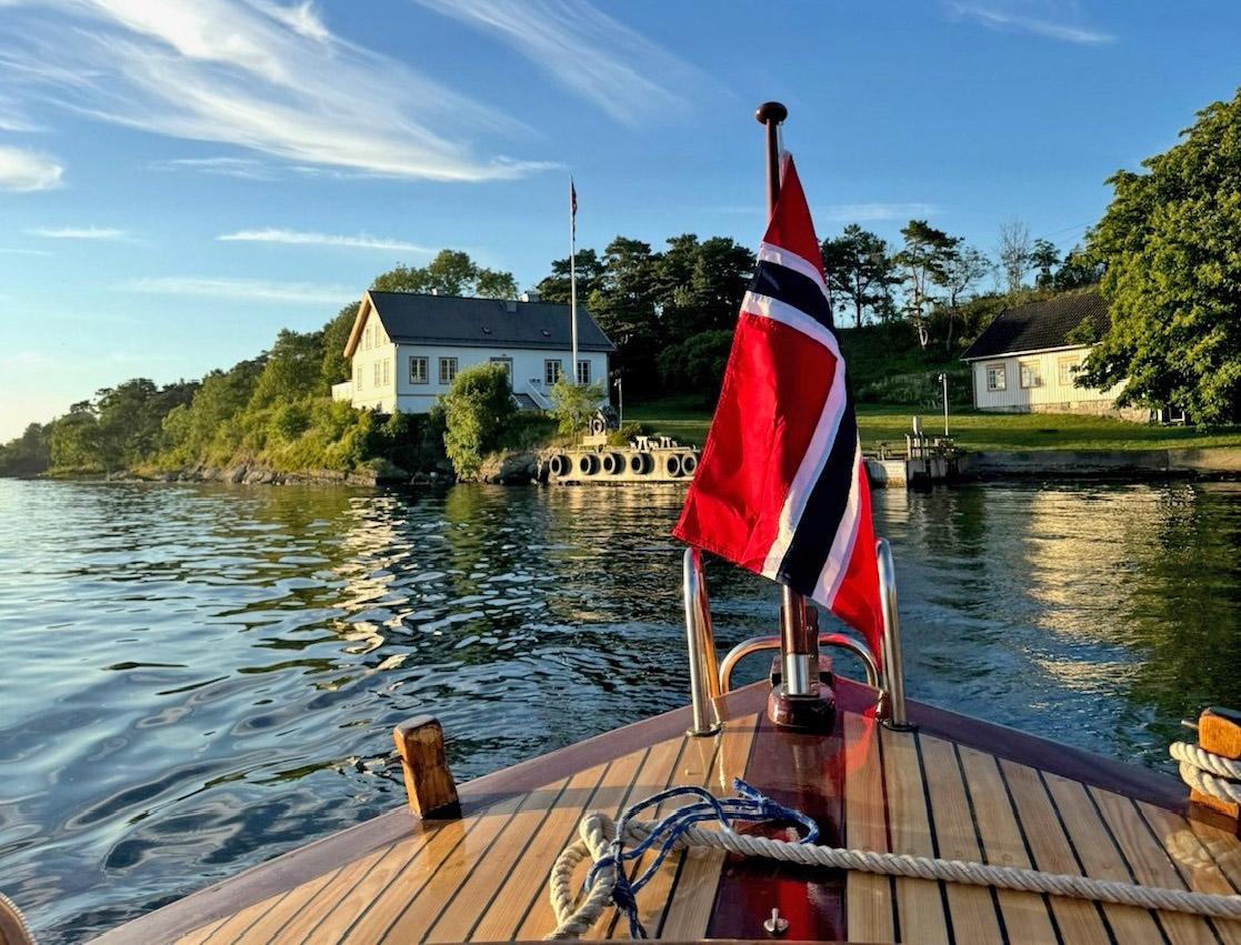 Langøya main farm seen from the boat