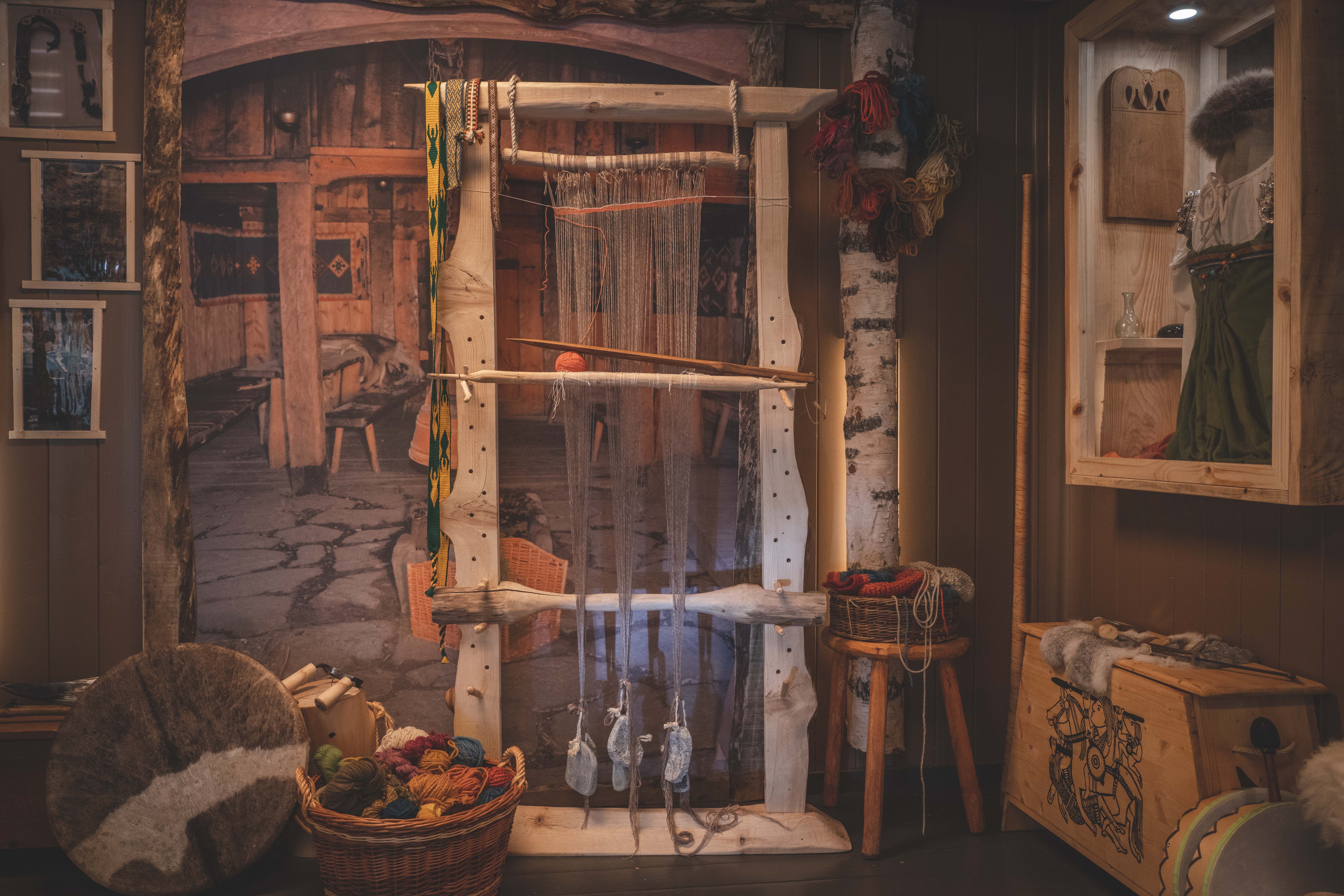 Vikingutstilling av Heidi Kvamsdal 52