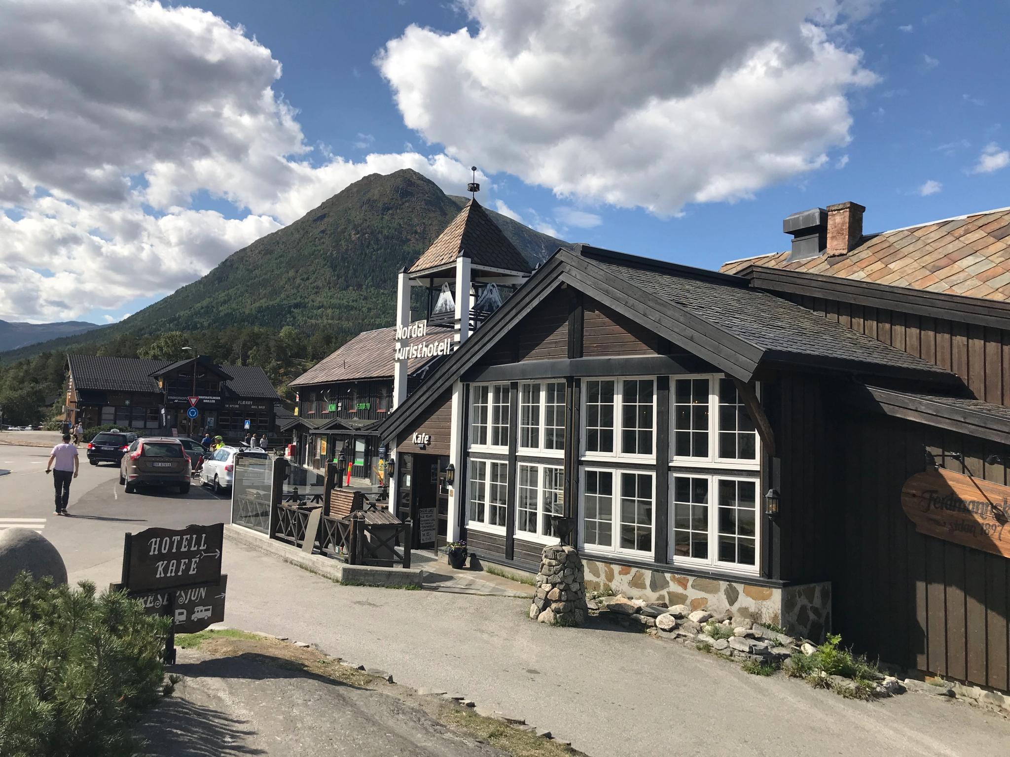 Nordal turistsenter