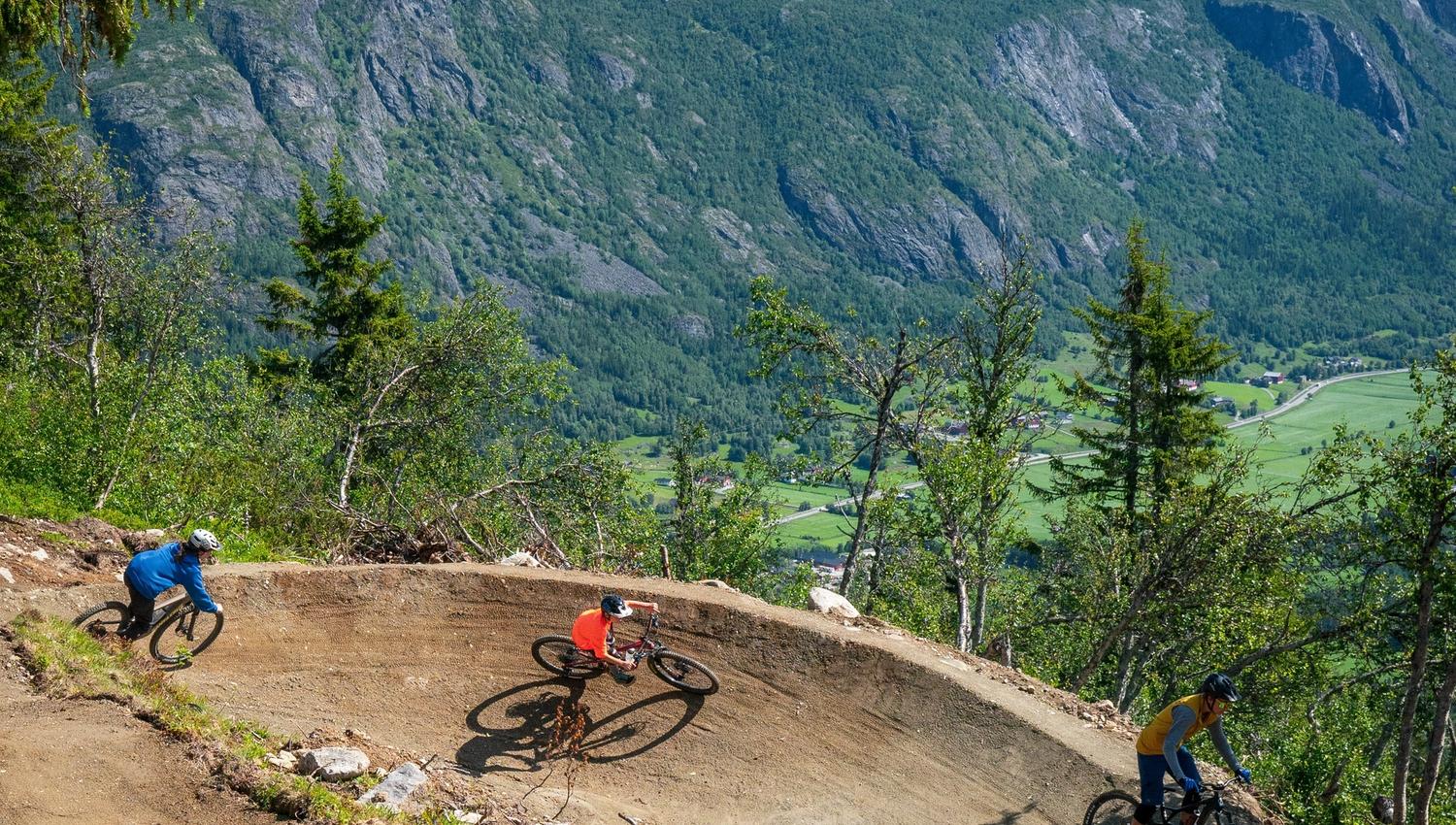 20230714 Hemsedal Sentrumsstien Foto Lars Storheim