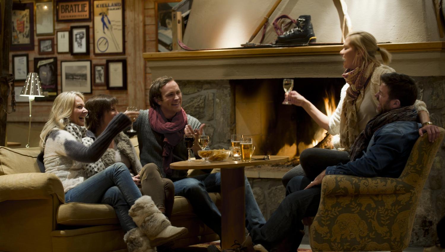 gruppe venner på Rauland Høyfjellshotell