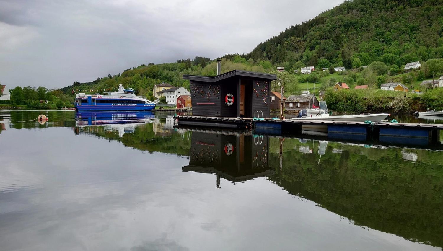 The boat docked in Mjøsvågen