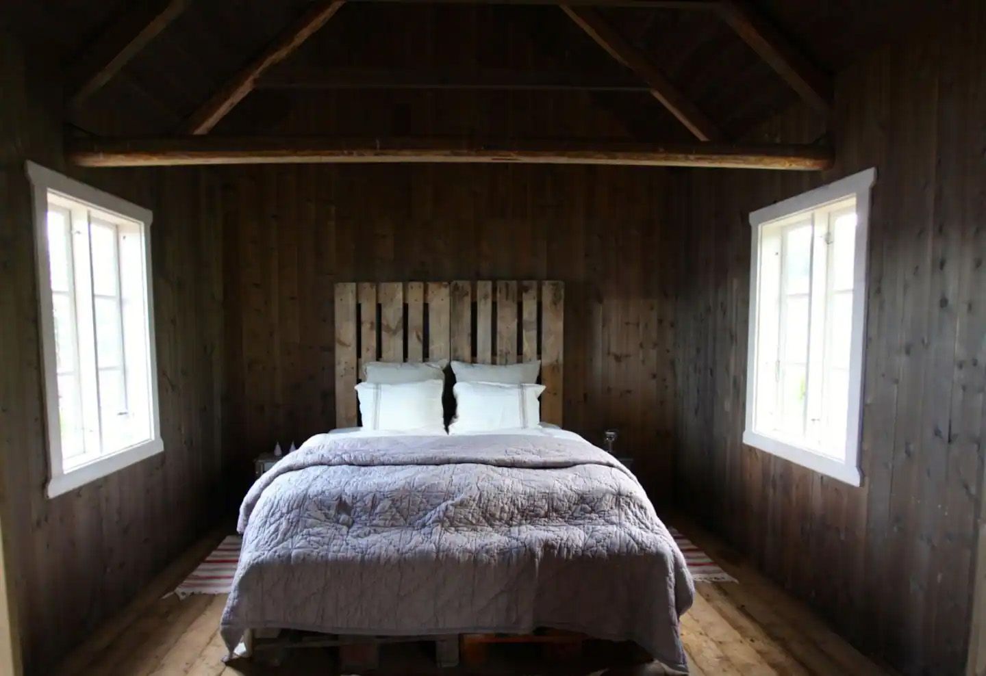 Overnatting i sommerfjøset på Hovelsrud gård