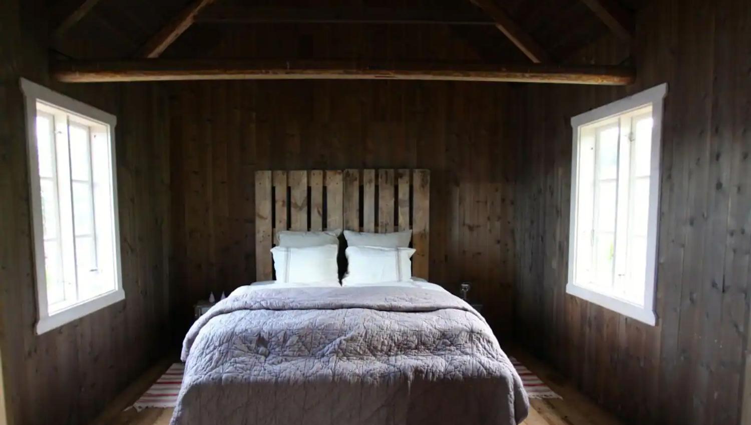 Overnatting i sommerfjøset på Hovelsrud gård