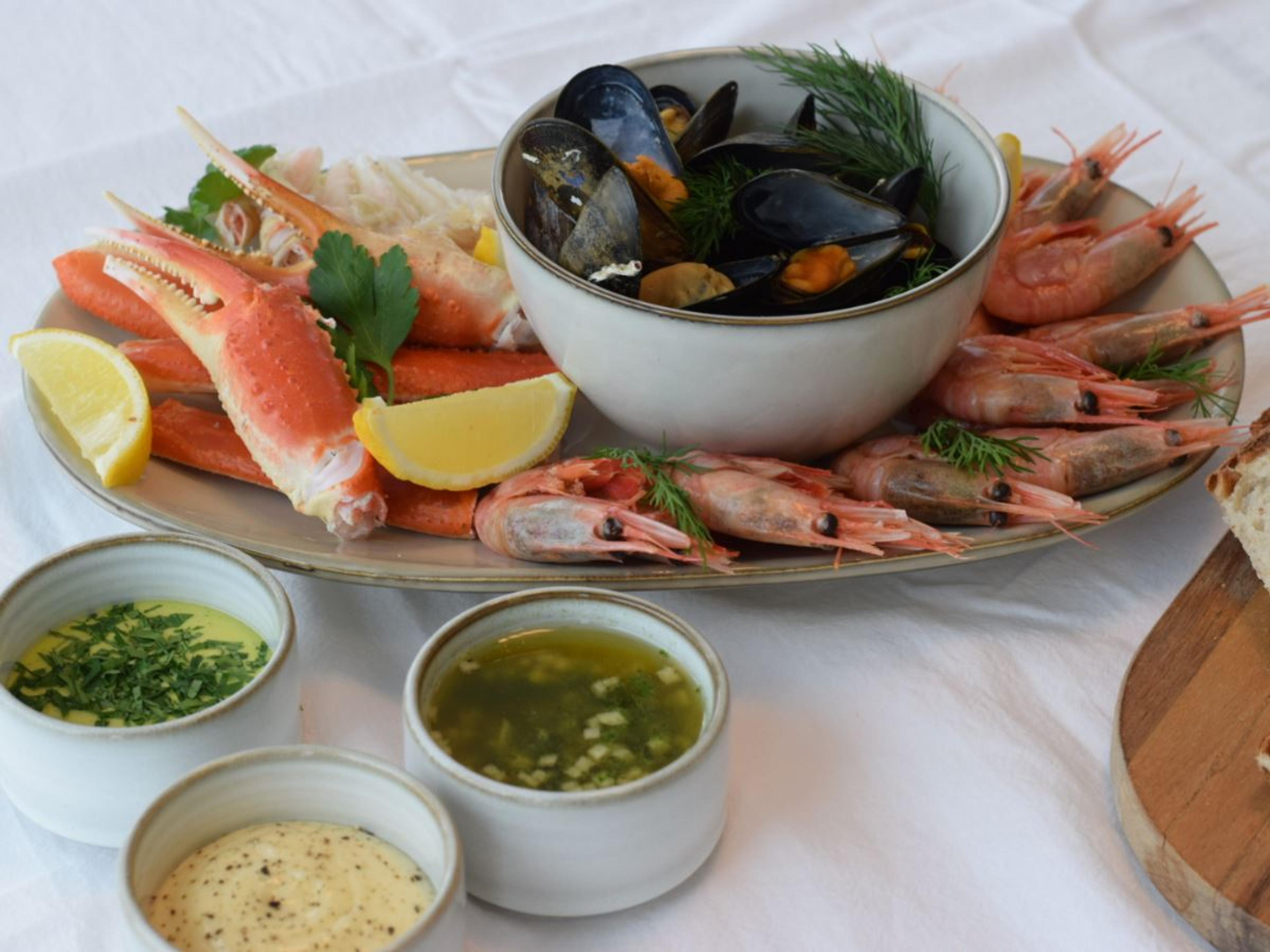 Arctic Summer Seafood Cruise