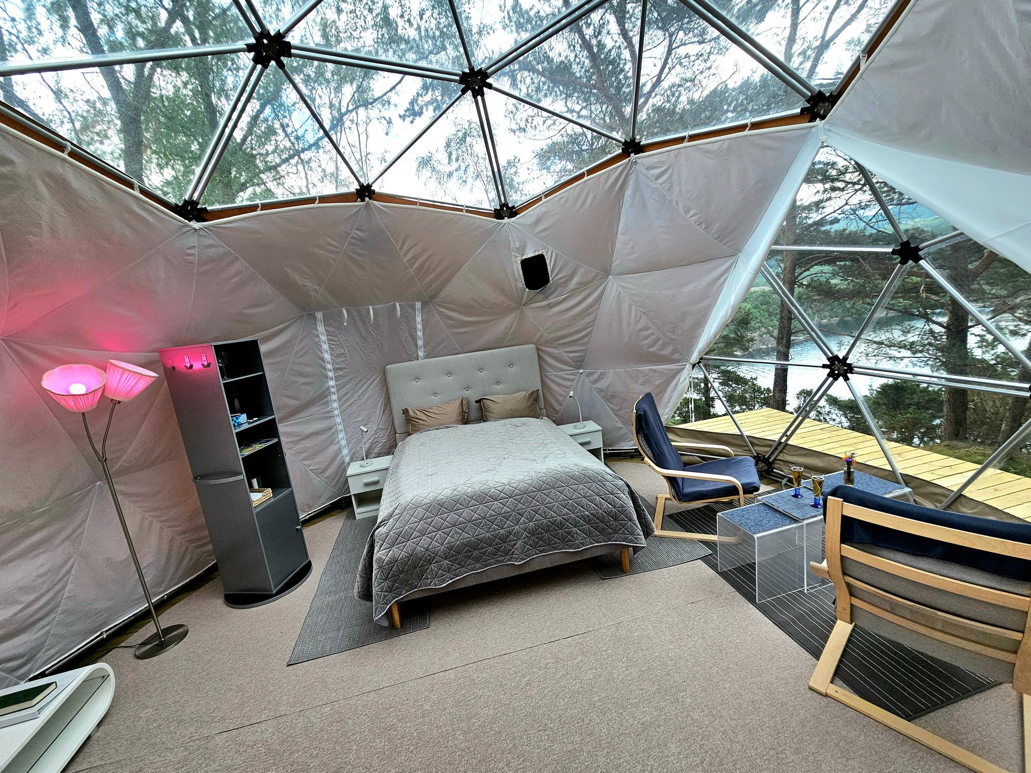 Norglamp - Arctic Dome on Randøy