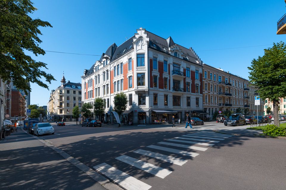Frogner House Apartments. Fasade i Skovveien i Oslo. Foto