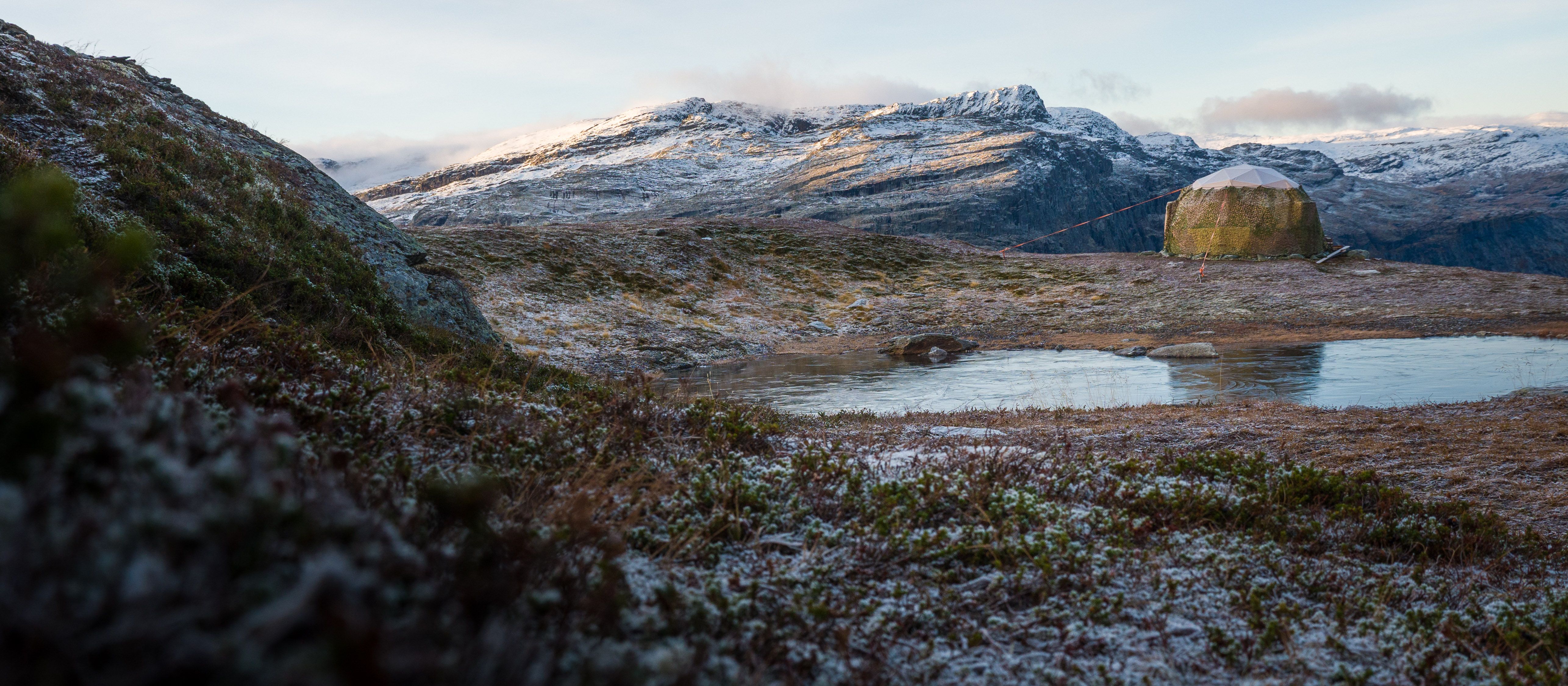 Glamping dome in a frosted mountain landscape near Trolltunga in Hardanger.