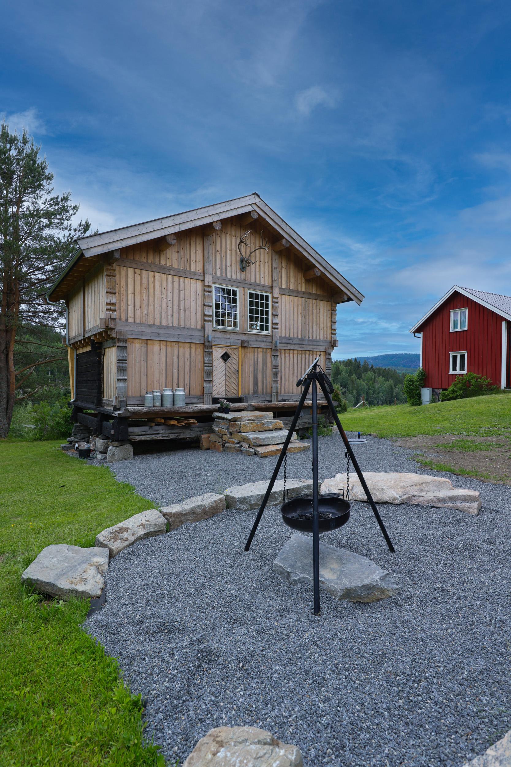 Hjortehagen stabburet uteplass