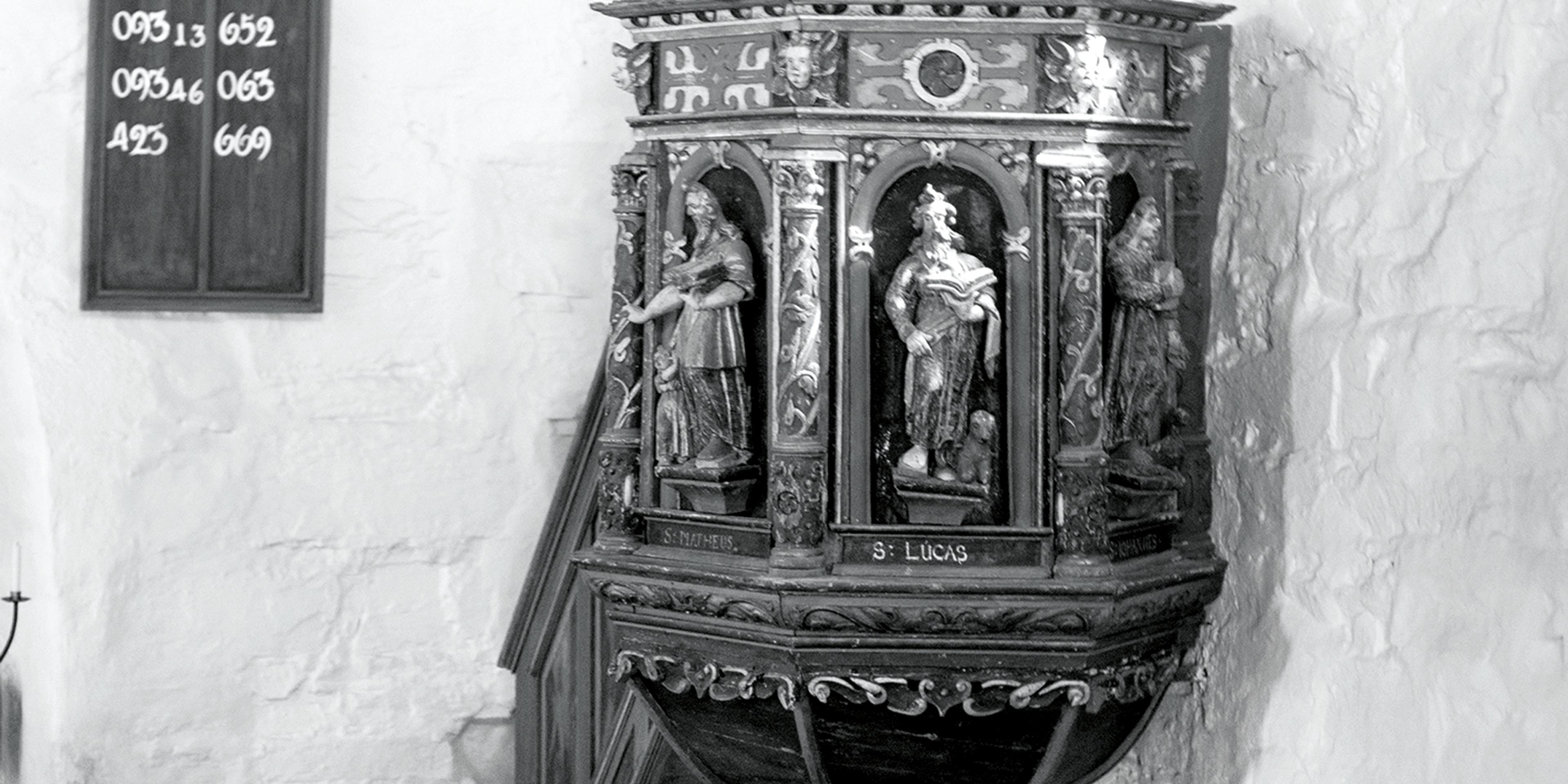 Inderøy-Sakshaug-Gamle-Kirke-Foto-Fortidsminneforeningen-(4)-2x1