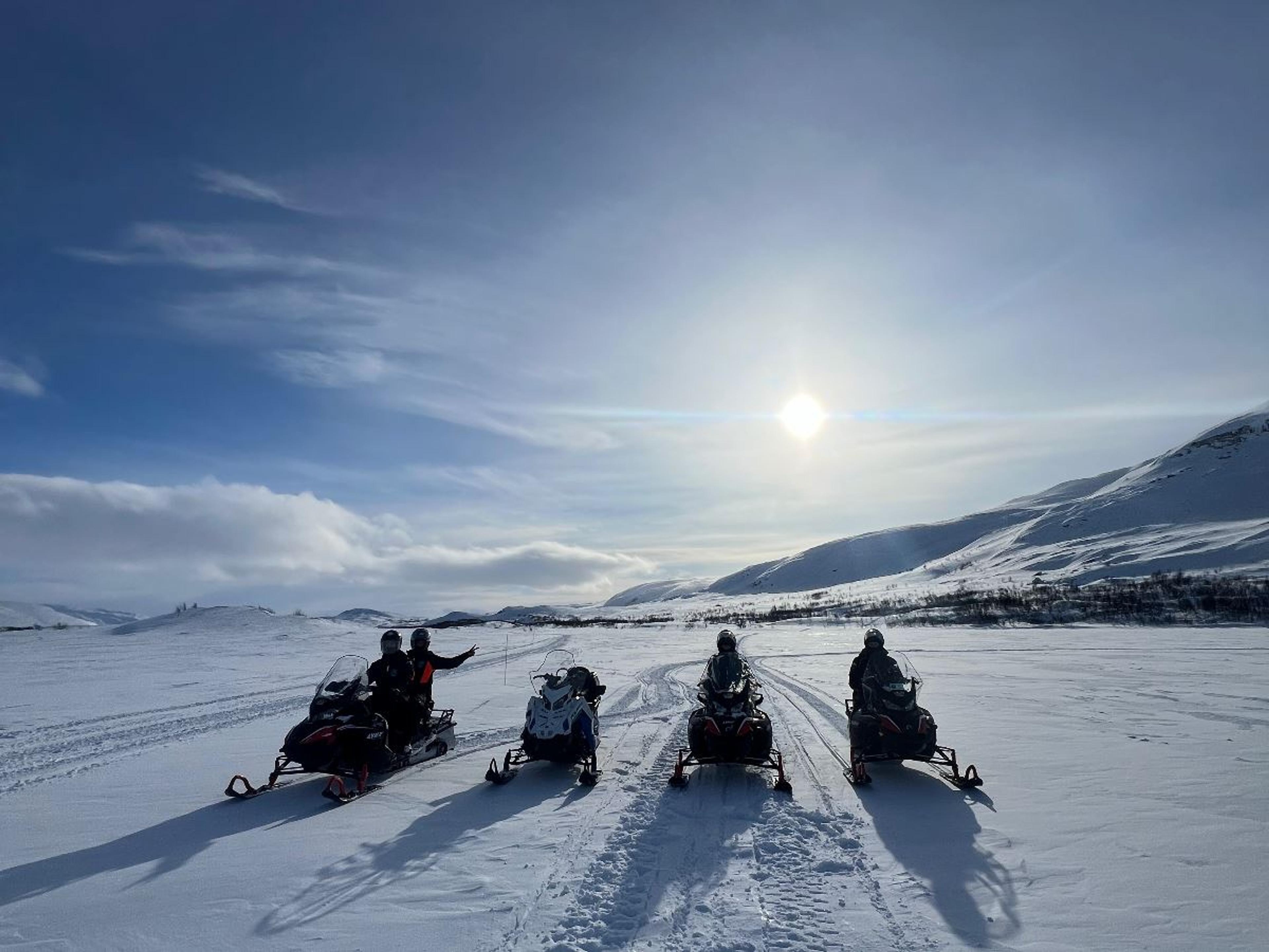Snowmobile Expedition in the Skibotn Valley