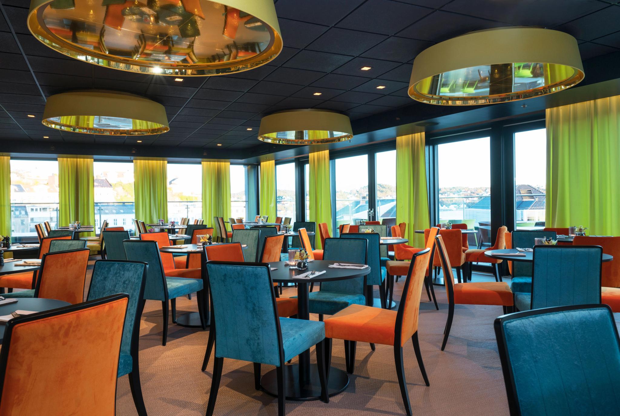 frokost lounge i toppetasjen på Thon Hotel Arendal