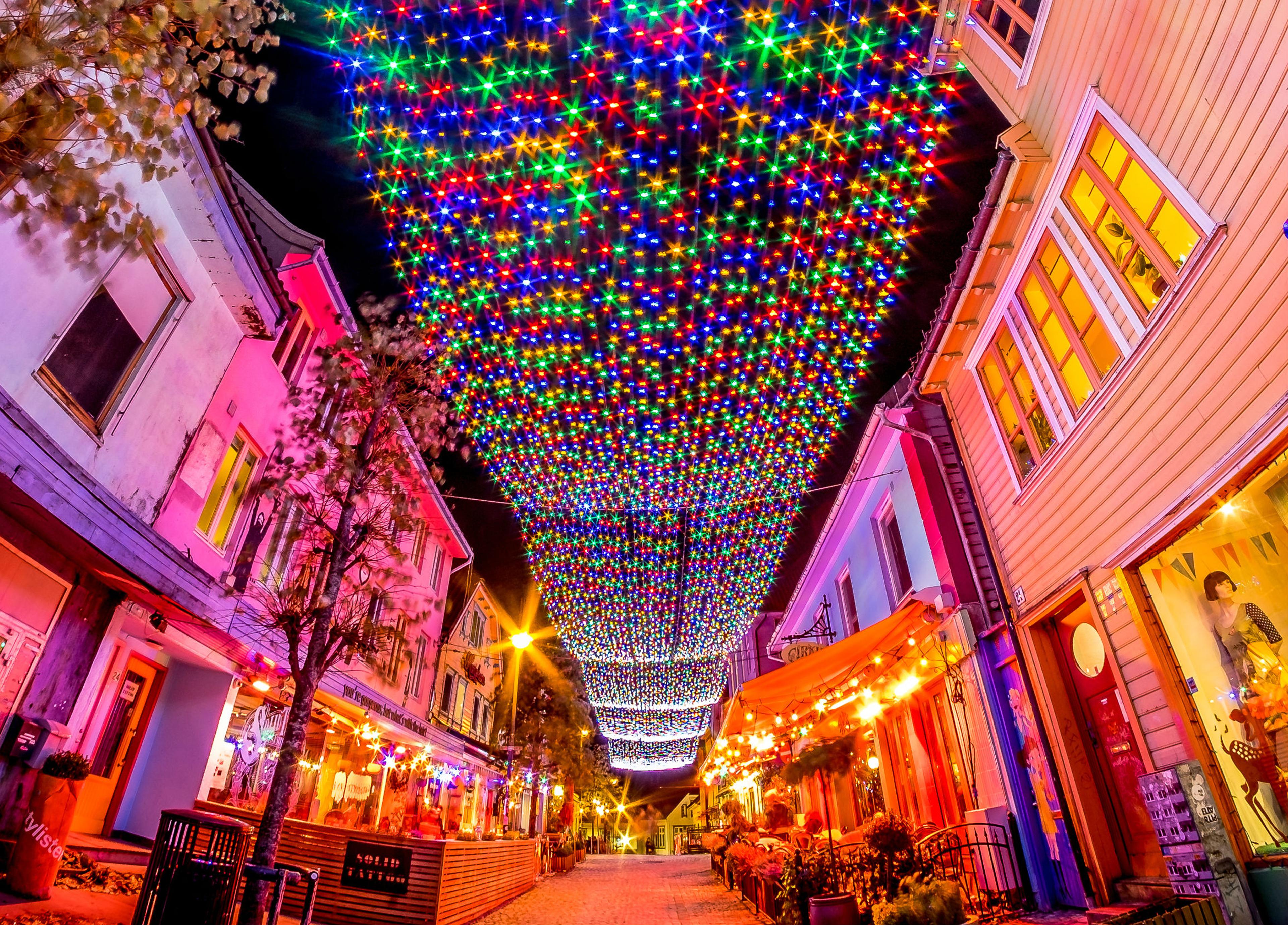 Fargegaten - Øvre Holmegate - The colourful street