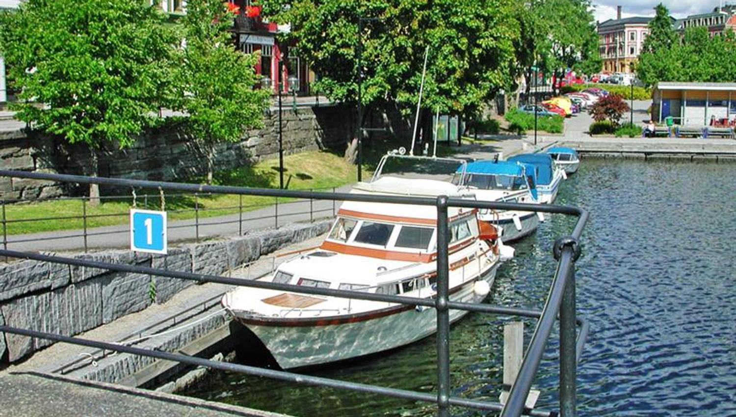 boats located at Hjellebrygge guest harbor in Skien