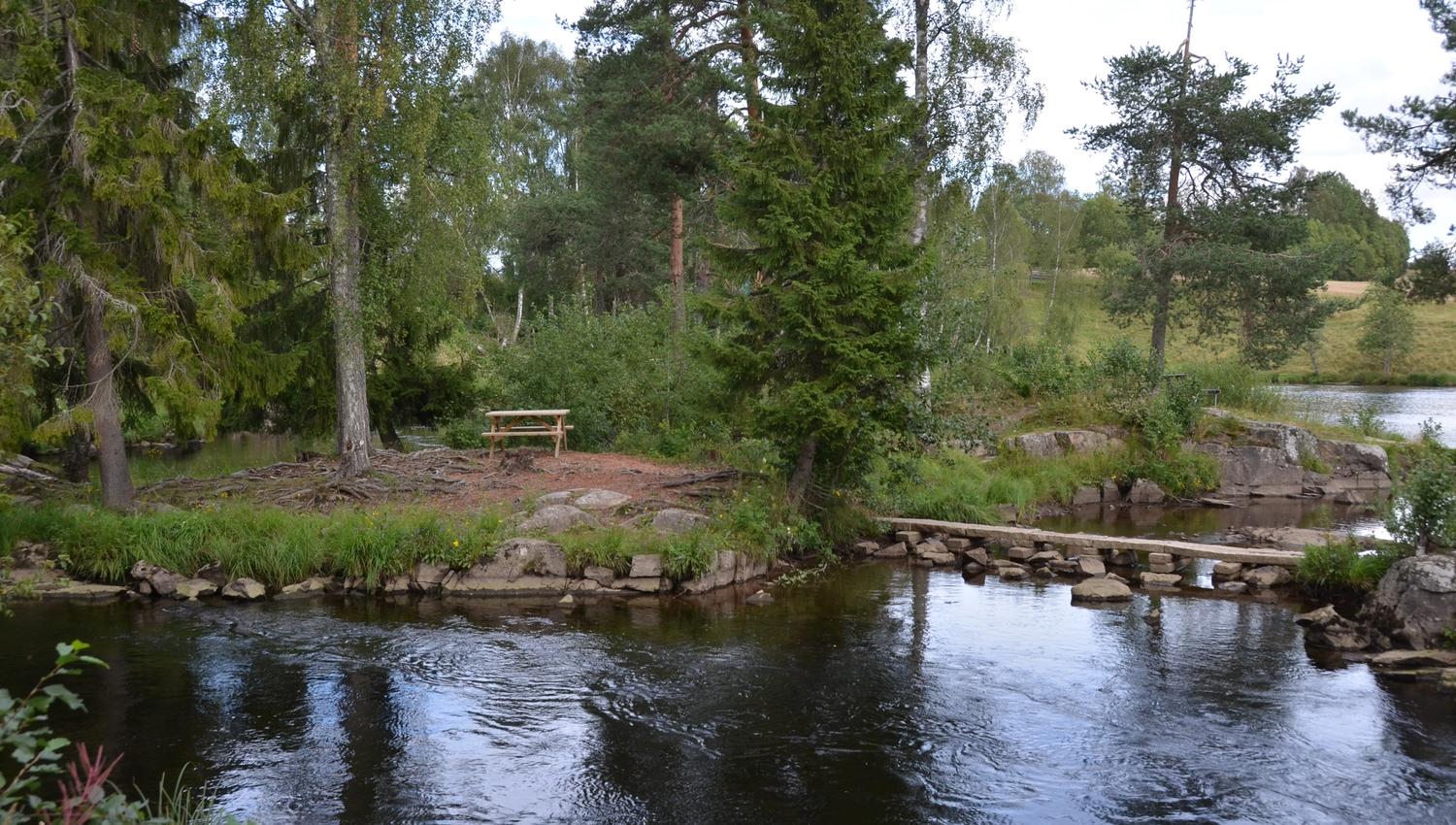 06FBC390-A255-46F5-A0EF-A3AC43231054