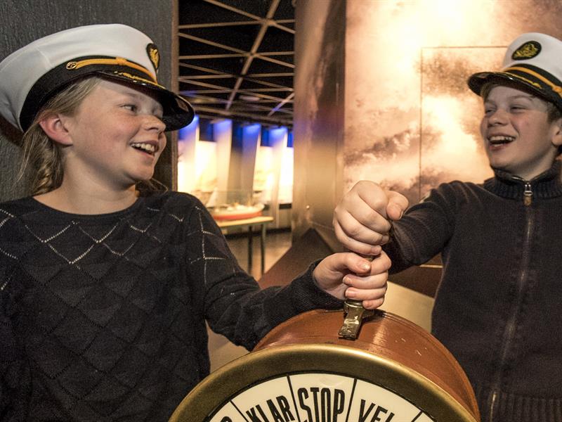 Barn på besøk på Norsk Maritimt Museum