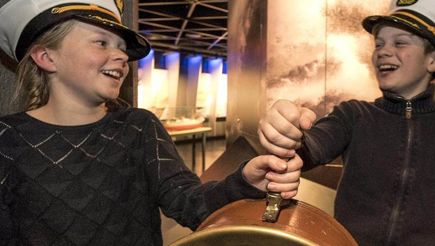 Barn på besøk på Norsk Maritimt Museum