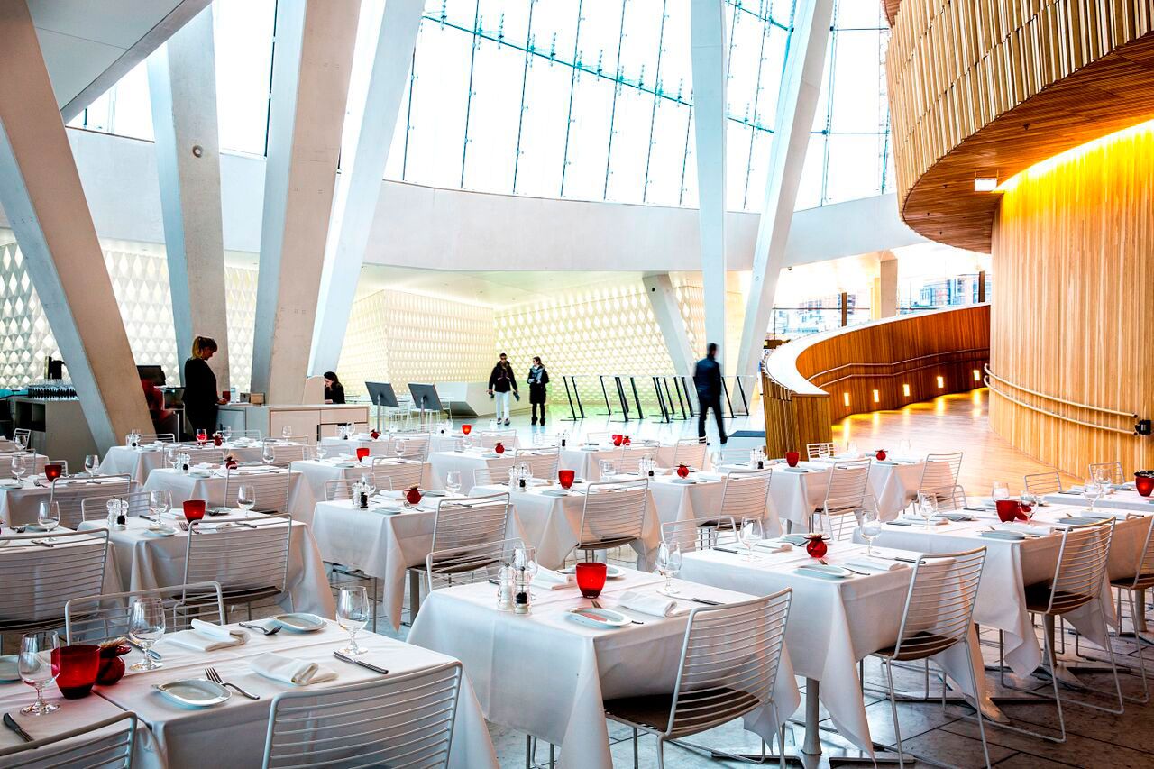 the tables in the centre of the foyer of the opera house