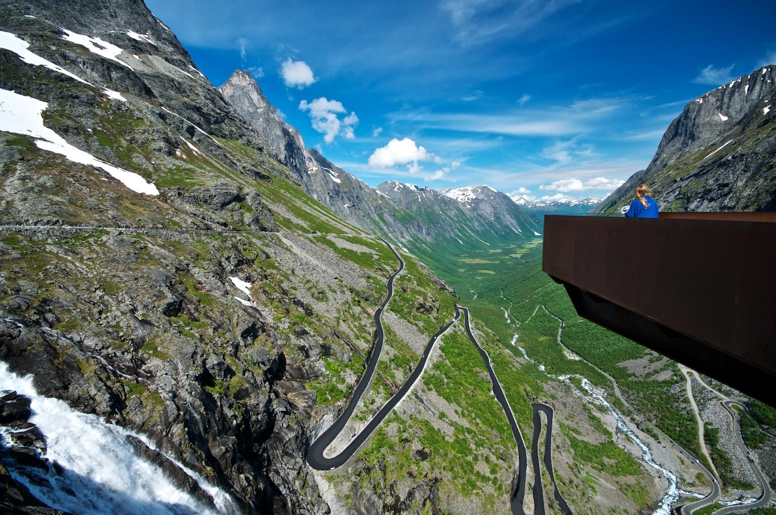 Tour suggestion by car from Molde: Åndalsnes and Trollstigen