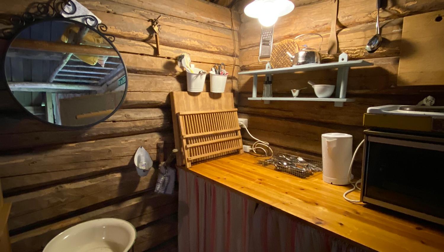 et gammeldags kjøkken med vaskebalje