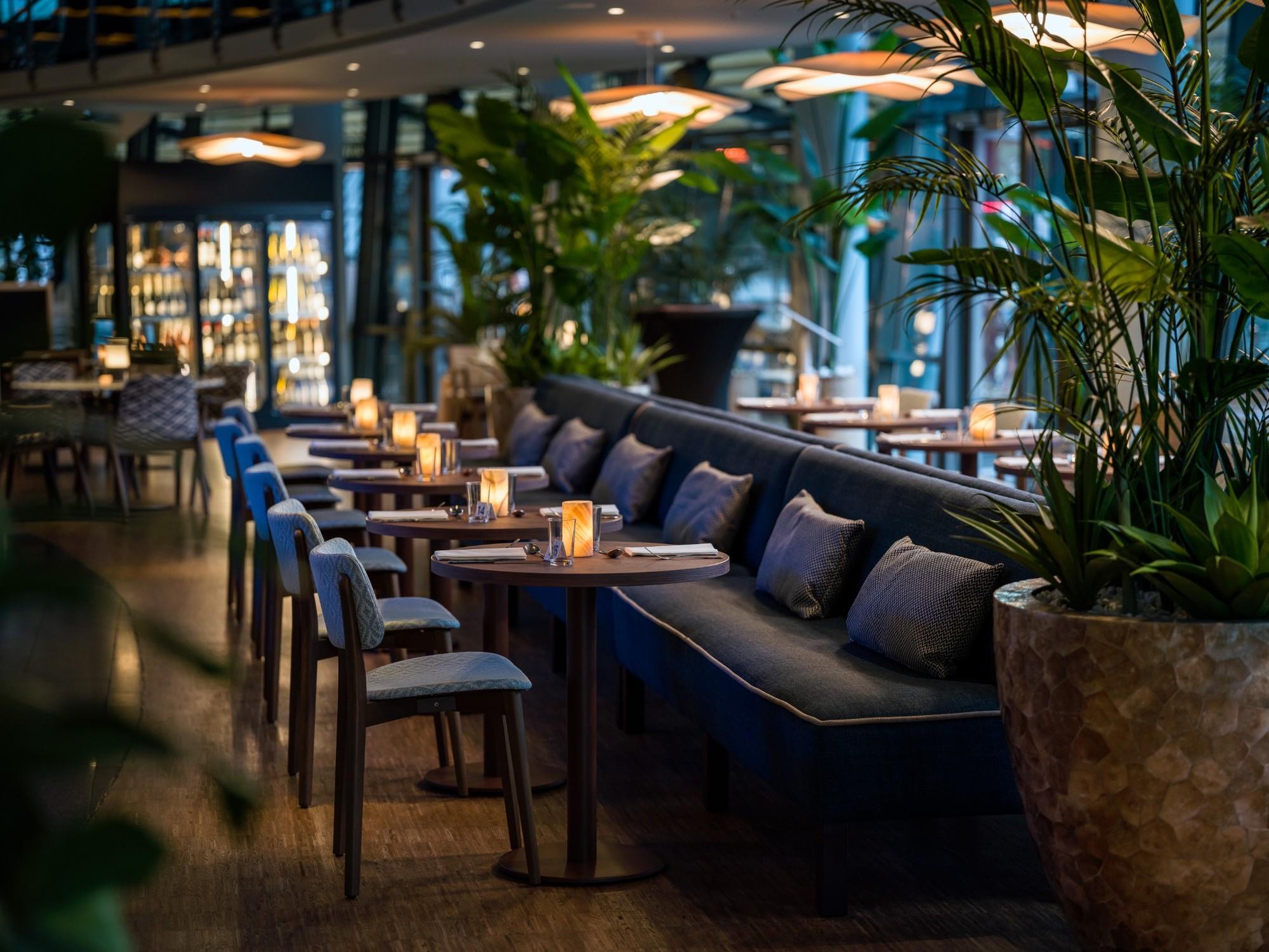 The Social Bar & Bistro lunt og koselig inne