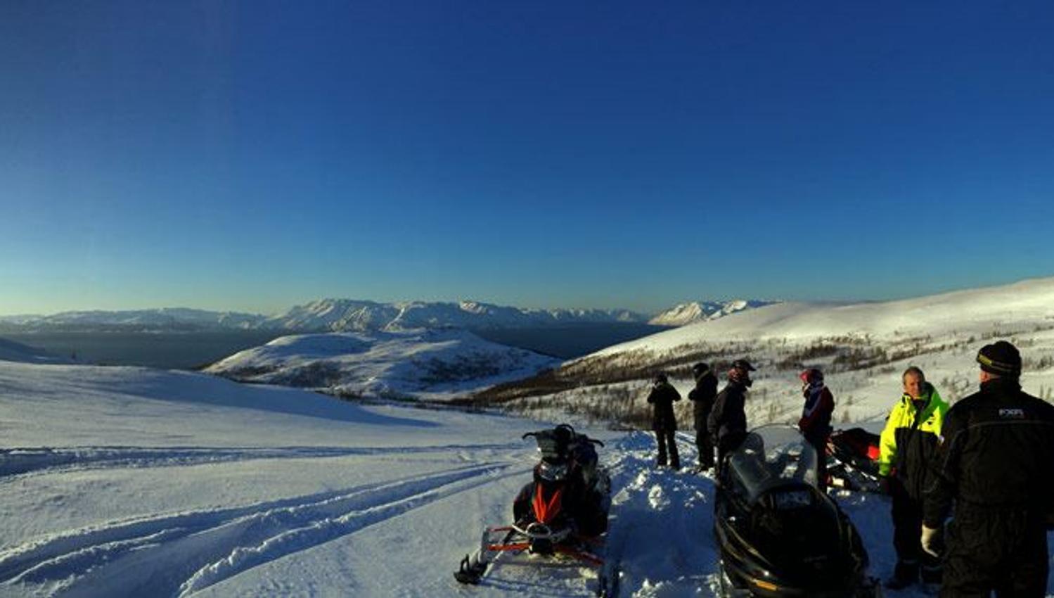 Snowmobile Safari