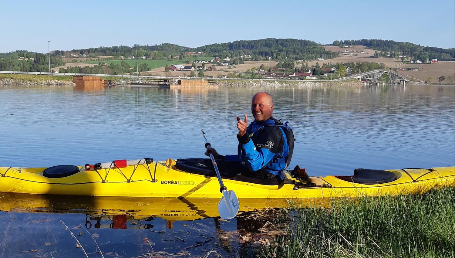 Per i kajakk, strålende blid